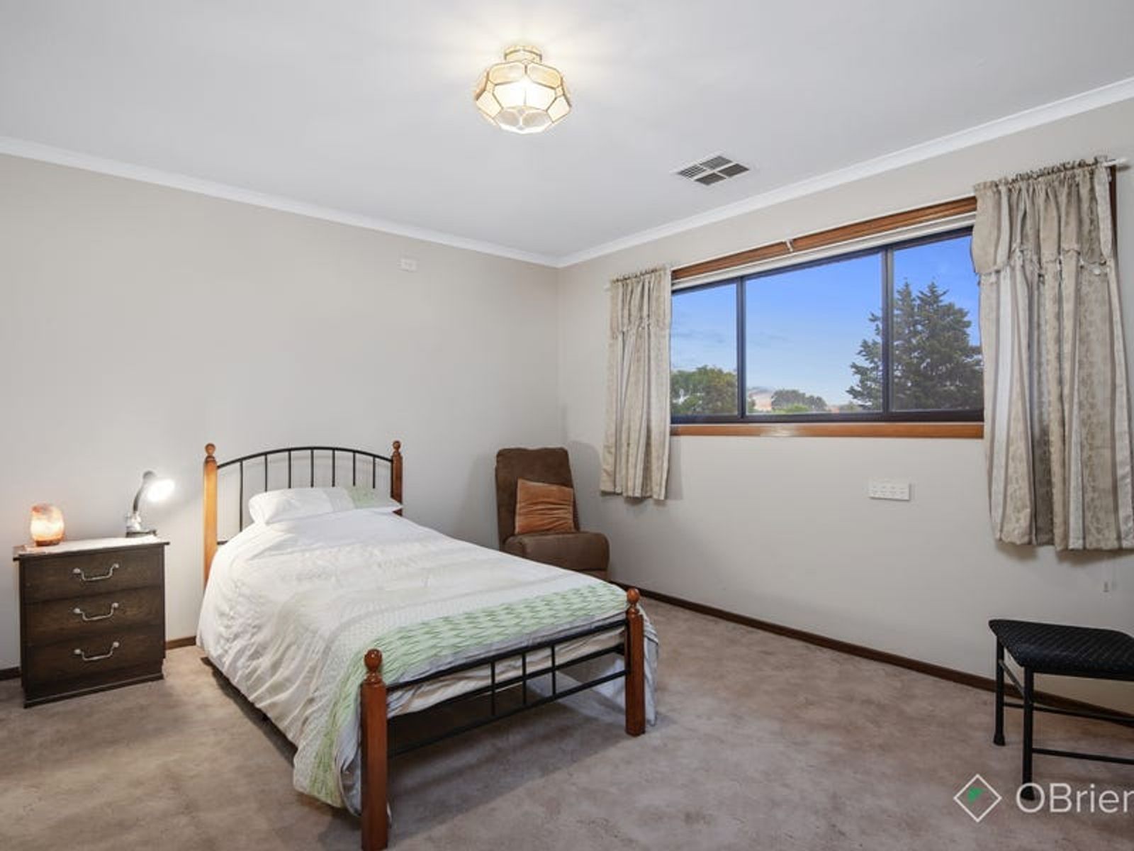 11 Huxley Crescent, Endeavour Hills, VIC 3802, Endeavour Hills - Thumbnail 7