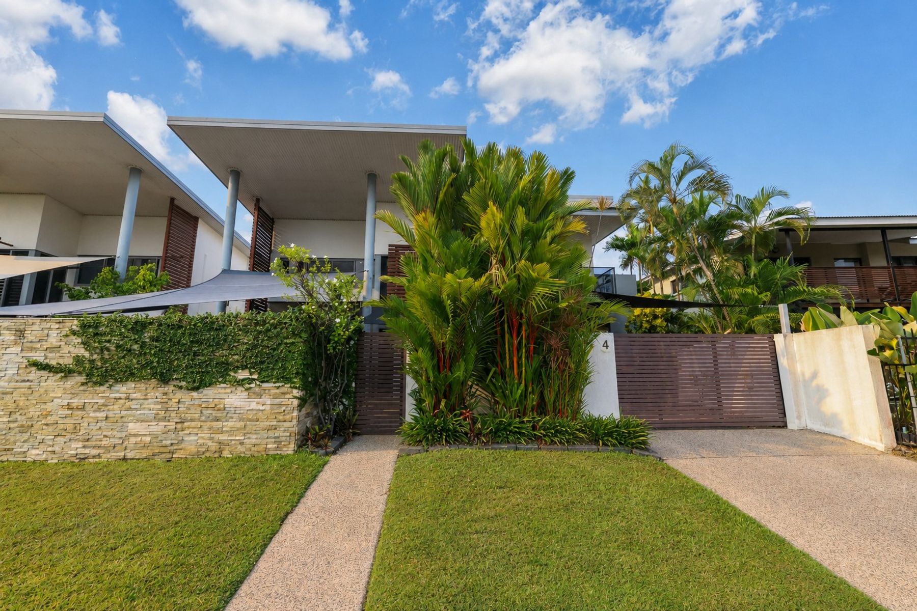 4/17 Packard Street, Larrakeyah - Image 1