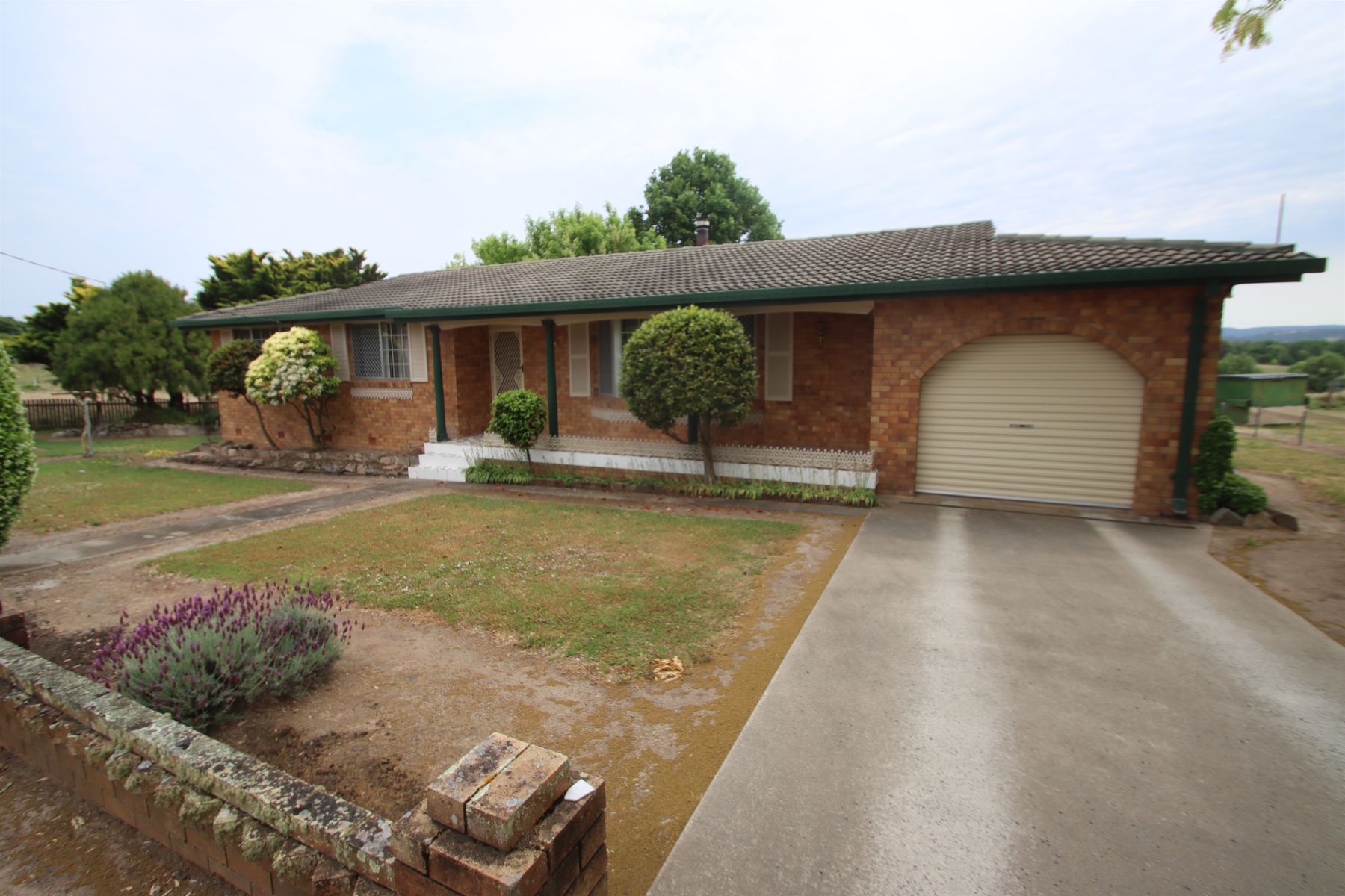 118 Drummond Street, Tenterfield NSW 2372, Tenterfield - Image 1