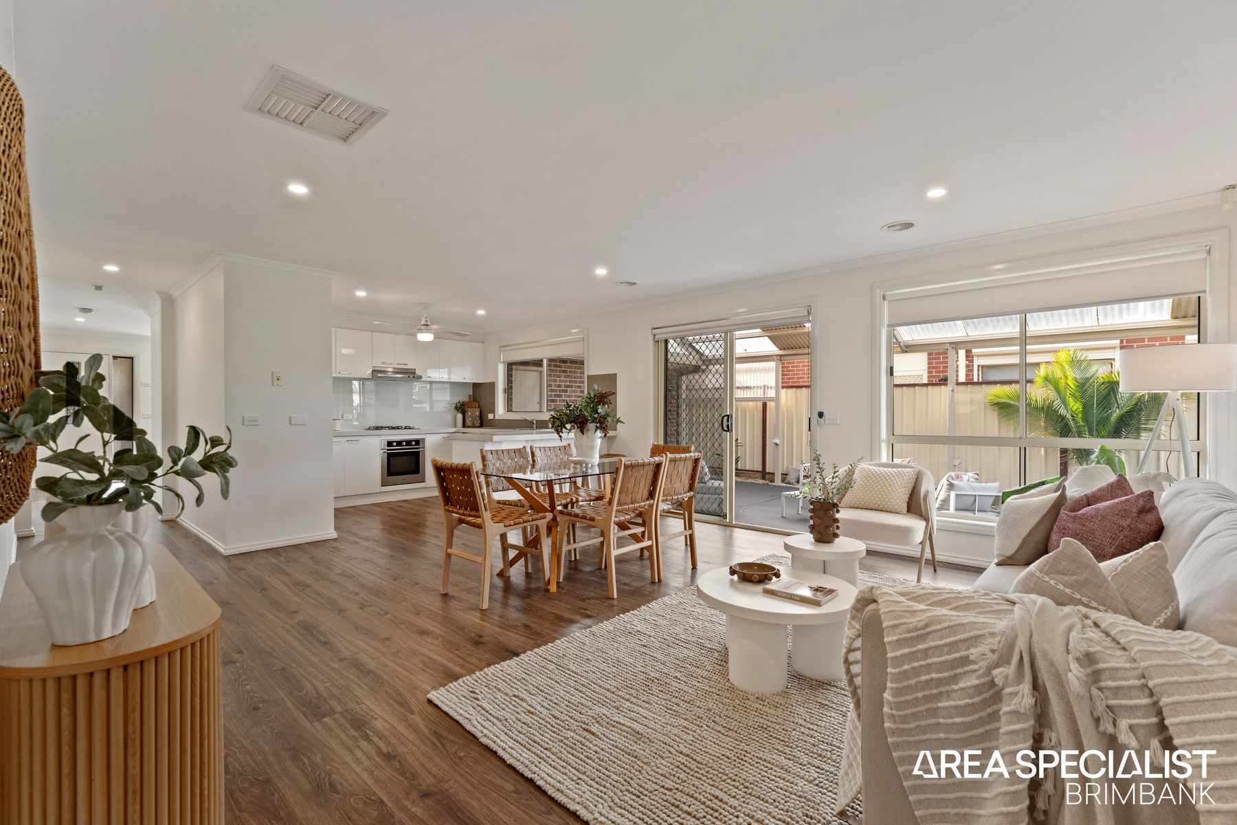 7 Kiama Place, Cairnlea, Cairnlea - Thumbnail 3