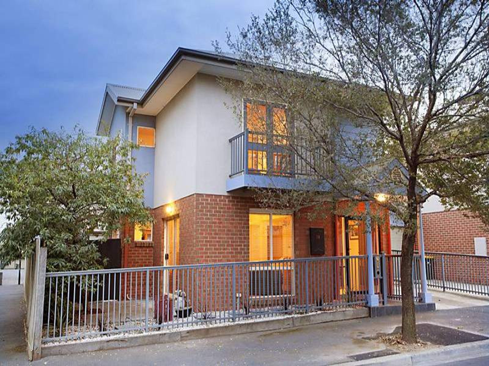 78 Newman Street, Kensington - Thumbnail 2