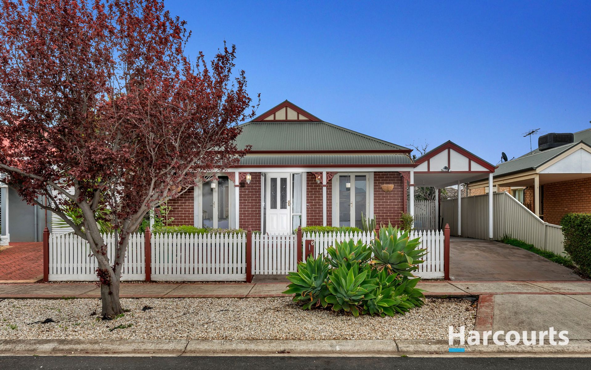 6 Heaton Court, Caroline Springs, VIC 3023