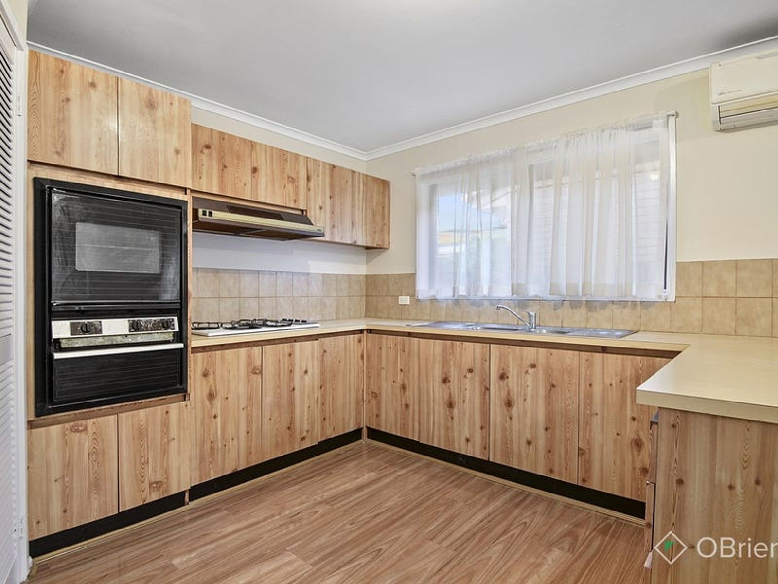 3 Janmara Court, Endeavour Hills, VIC 3802, Endeavour Hills - Thumbnail 4
