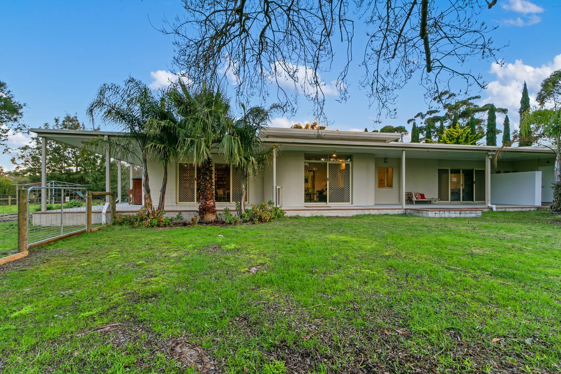 001 Open2view ID953560 2 Negoura Court   Traralgon