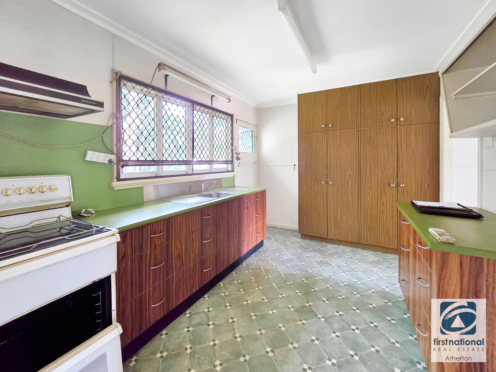 12 Anzac Avenue, Mareeba QLD 4880, Mareeba - Thumbnail 4