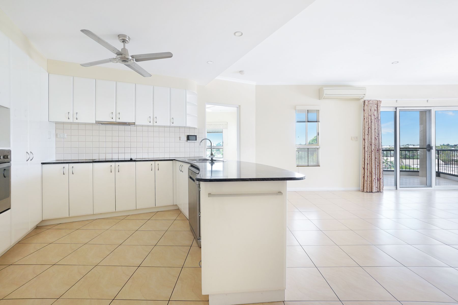 15/19 Finniss Street, Darwin City NT 0800, Darwin City - Thumbnail 3