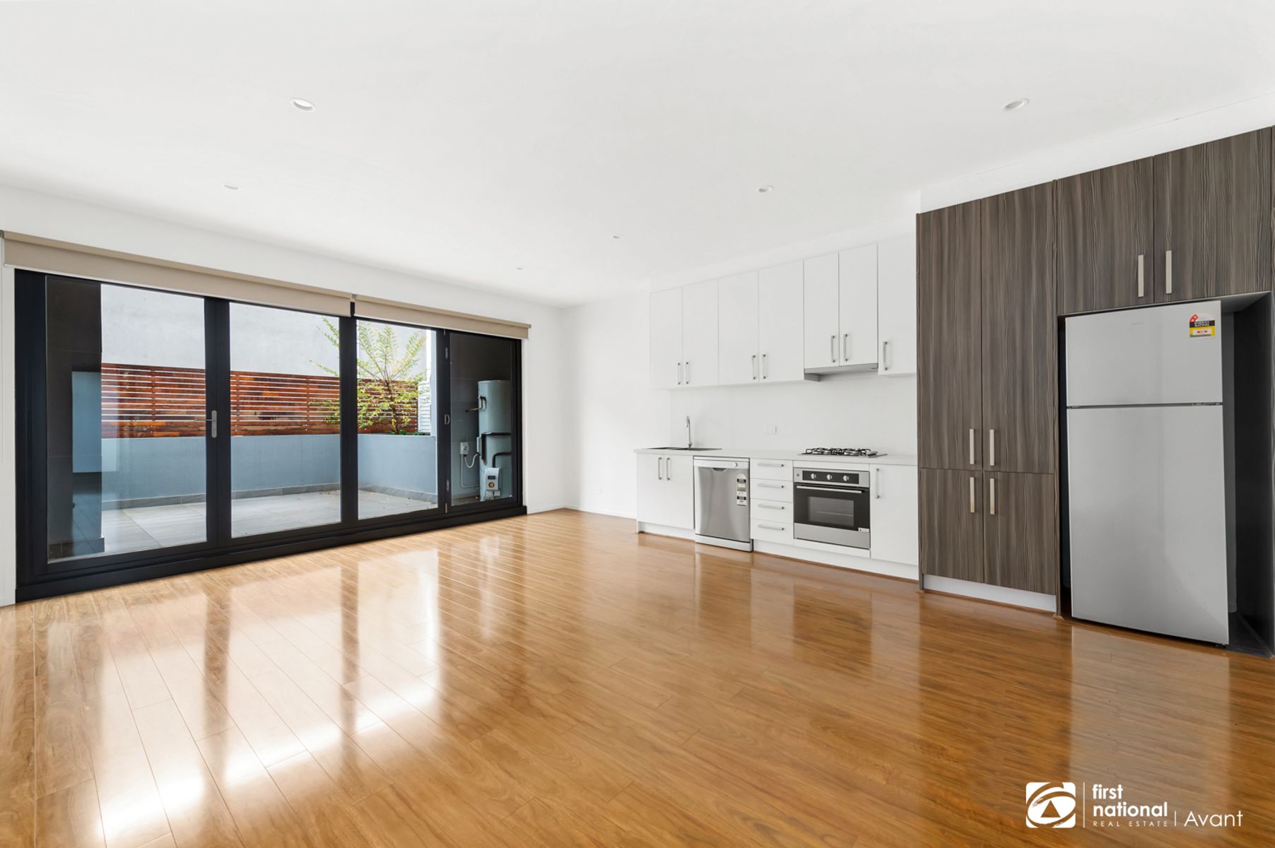 2/4 Luena Road, Balwyn North VIC 3104, Balwyn North - Thumbnail 2