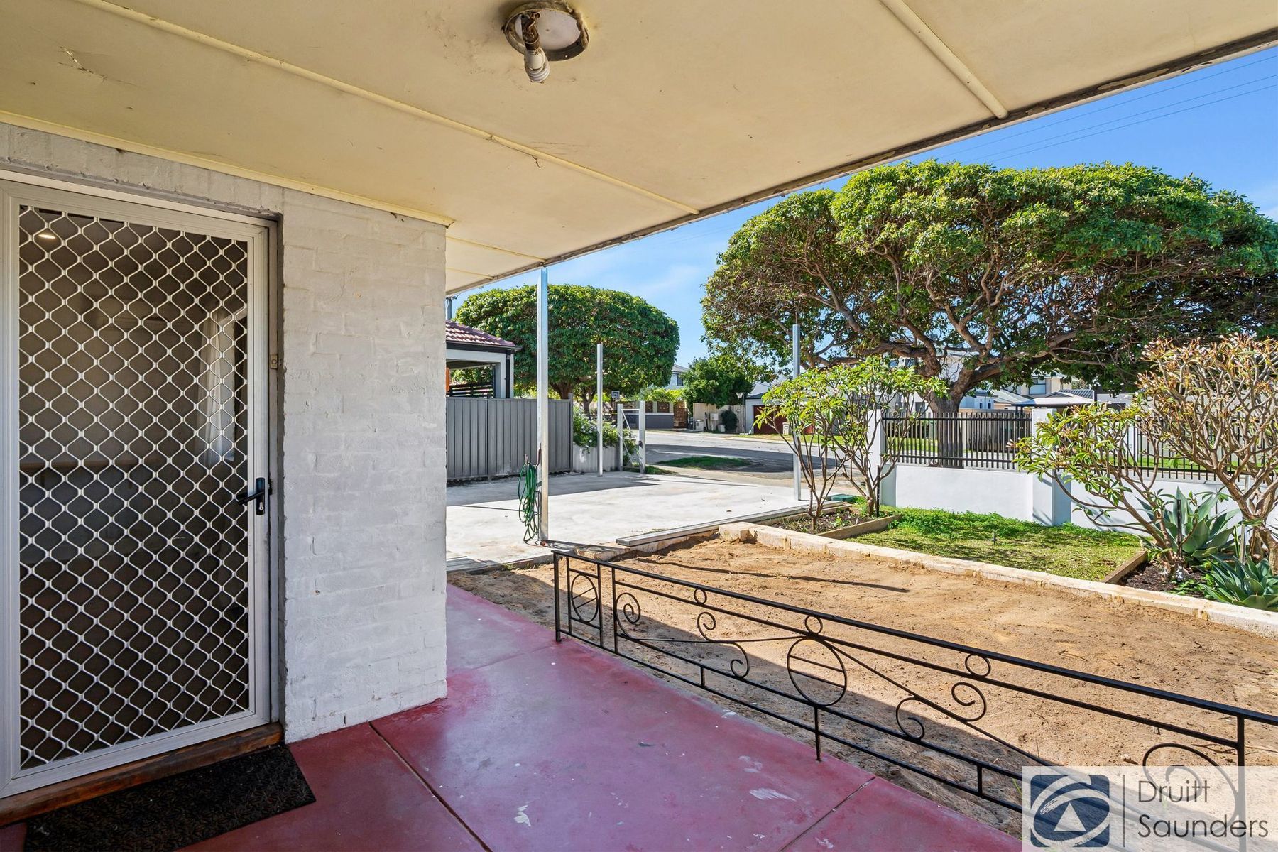 211 Flamborough Street, Doubleview WA 6018, Doubleview - Thumbnail 4