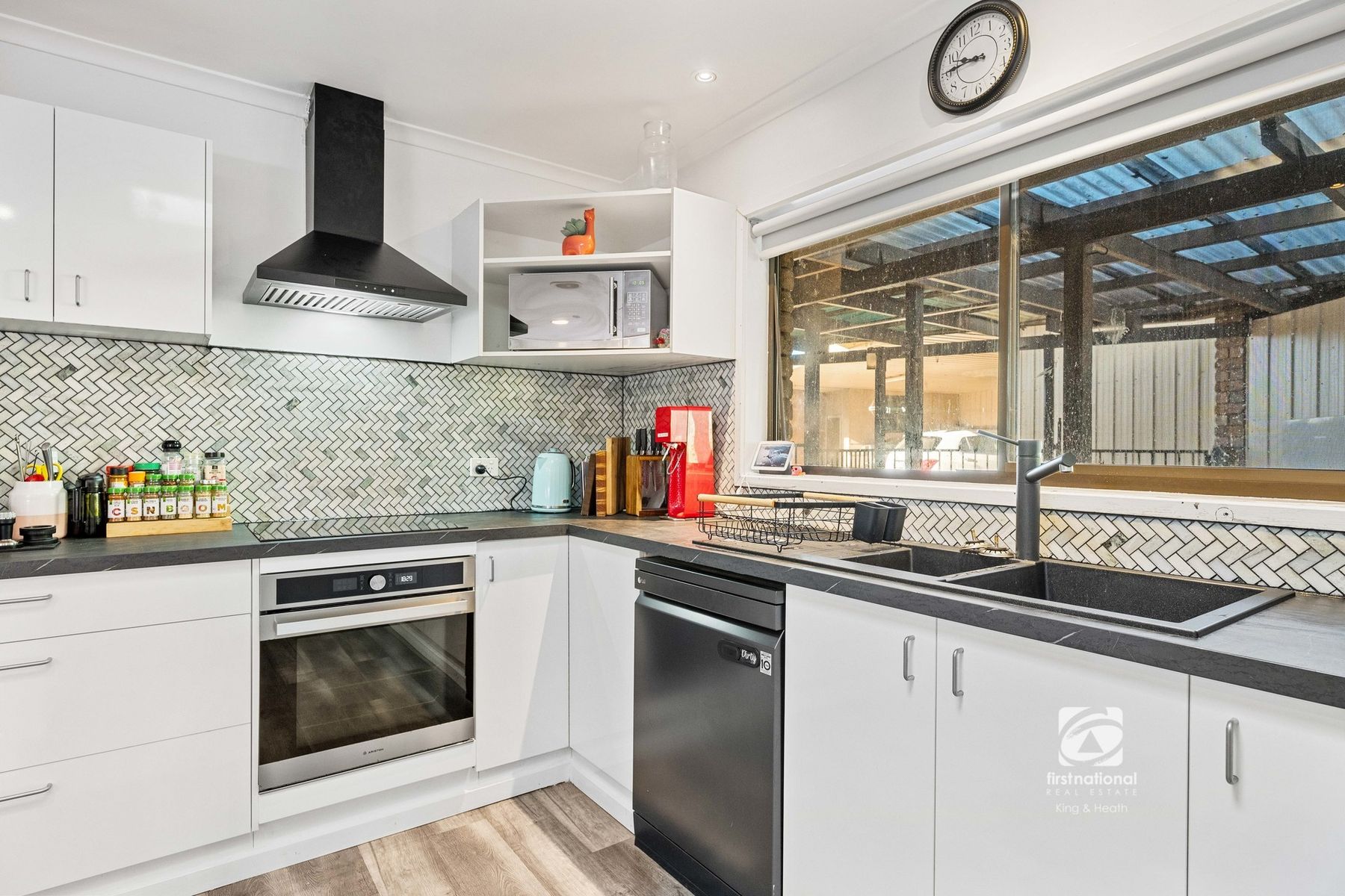 15 White Court, Eagle Point VIC 3878, Eagle Point - Thumbnail 6