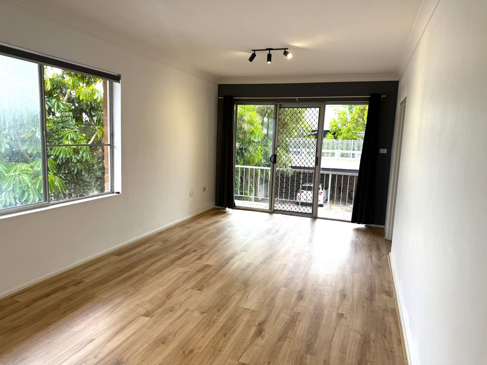 6/8 Messines Street, Shoal Bay NSW 2315, Shoal Bay - Thumbnail 3
