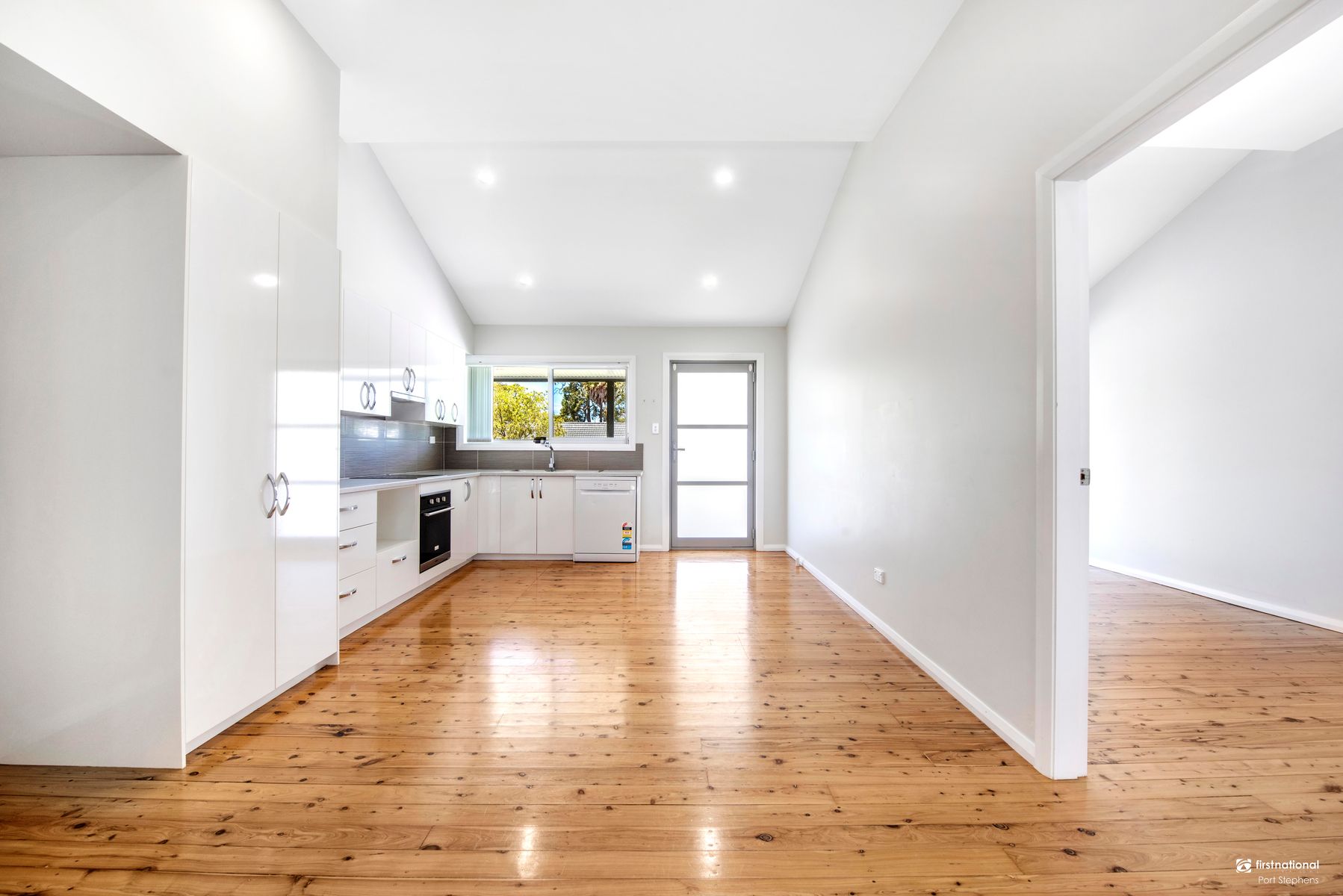 15 Irene Crescent, Soldiers Point NSW 2317