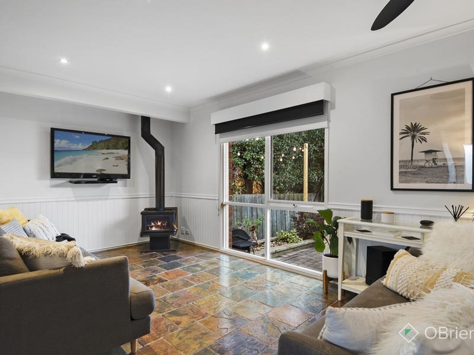 7 Rokewood Court, Endeavour Hills, VIC 3802, Endeavour Hills - Thumbnail 2