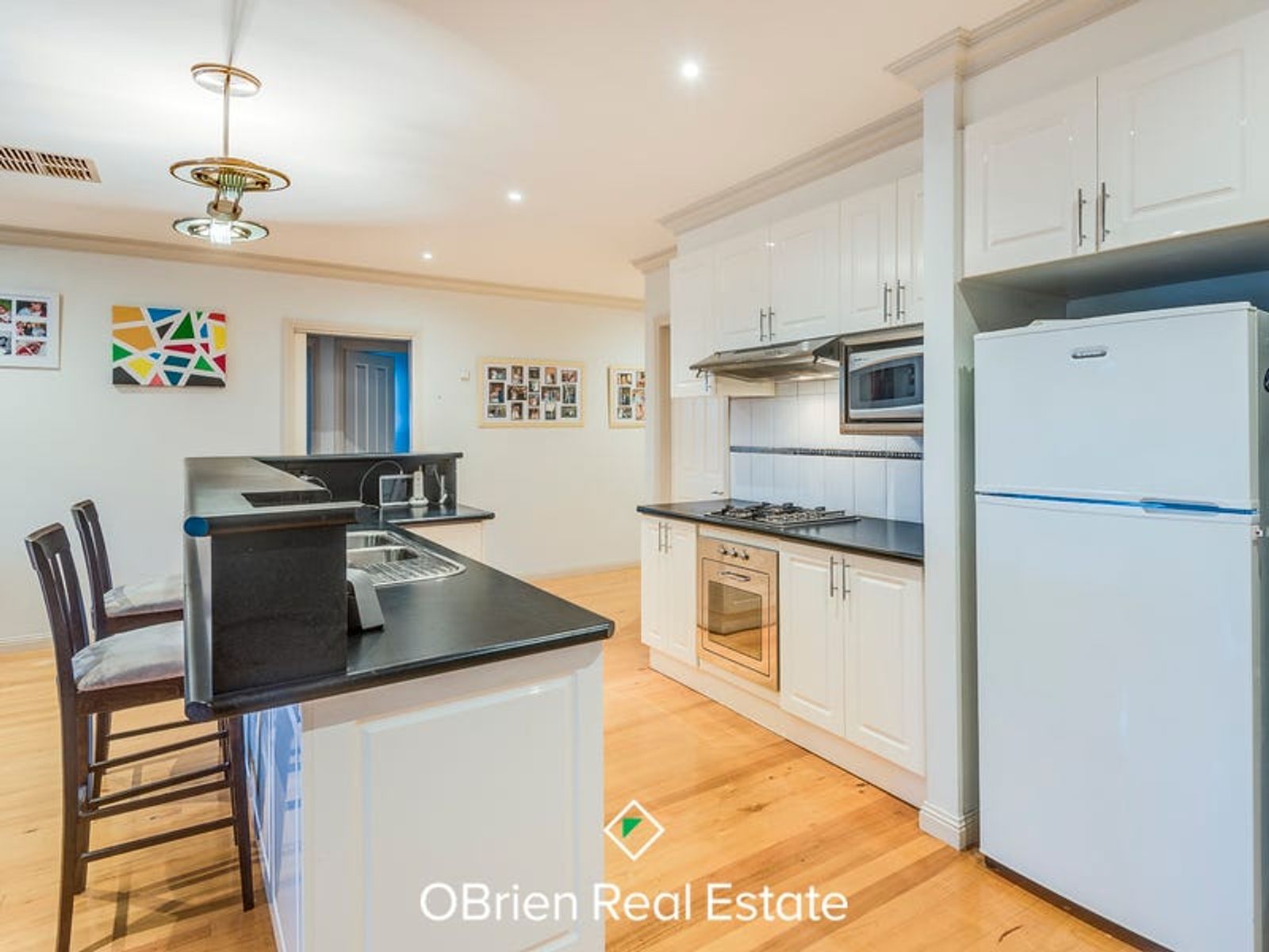 33 Caversham Terrace, Lynbrook, VIC 3975, Lynbrook - Thumbnail 2