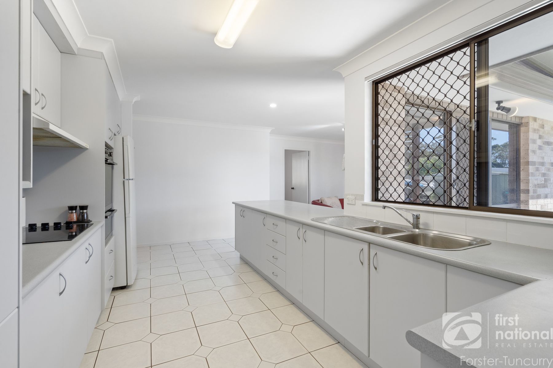 8 Anne Marie Place, Tuncurry NSW 2428, Tuncurry - Thumbnail 7