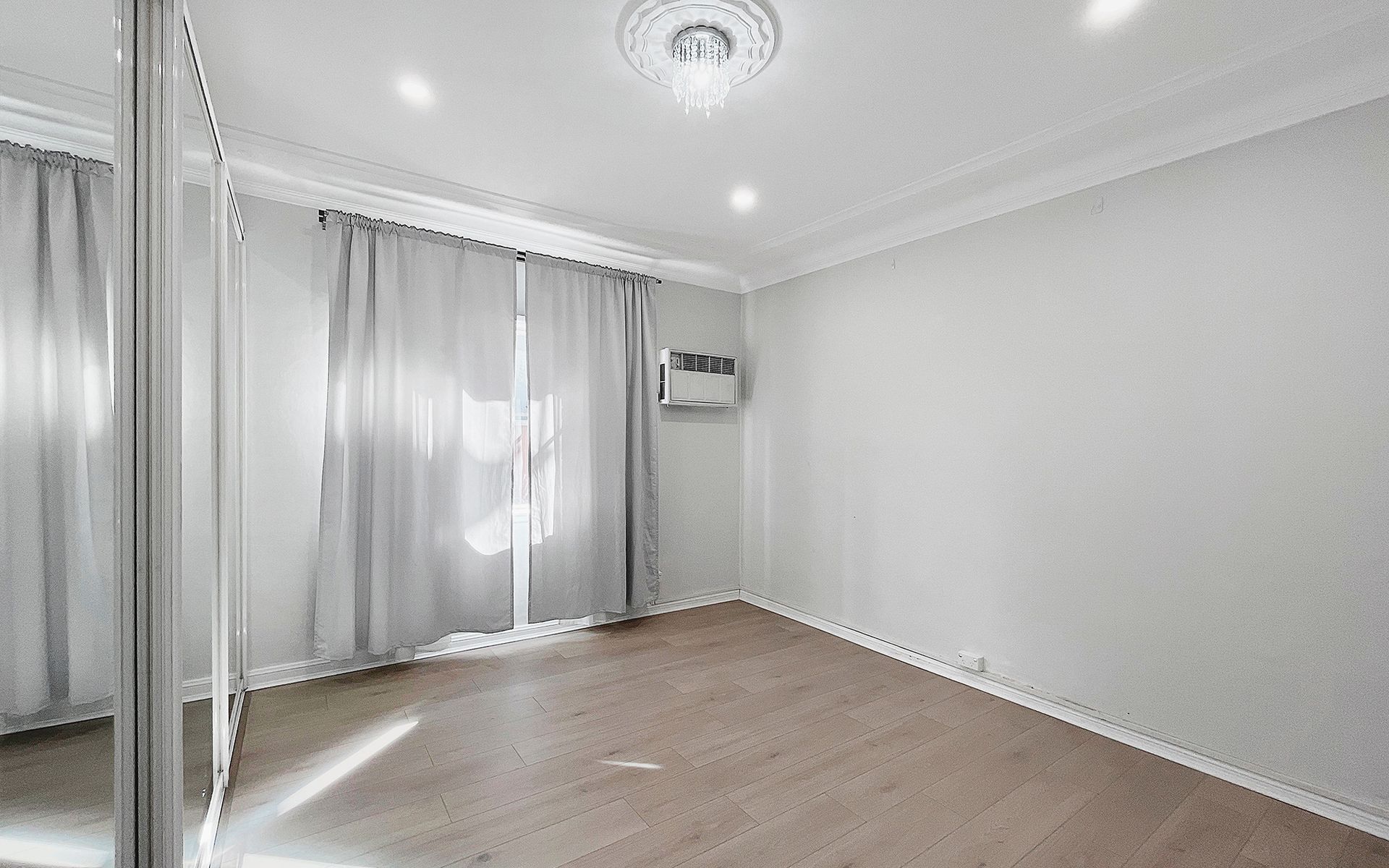 33 Wanda Street, Merrylands NSW 2160, Merrylands - Thumbnail 4
