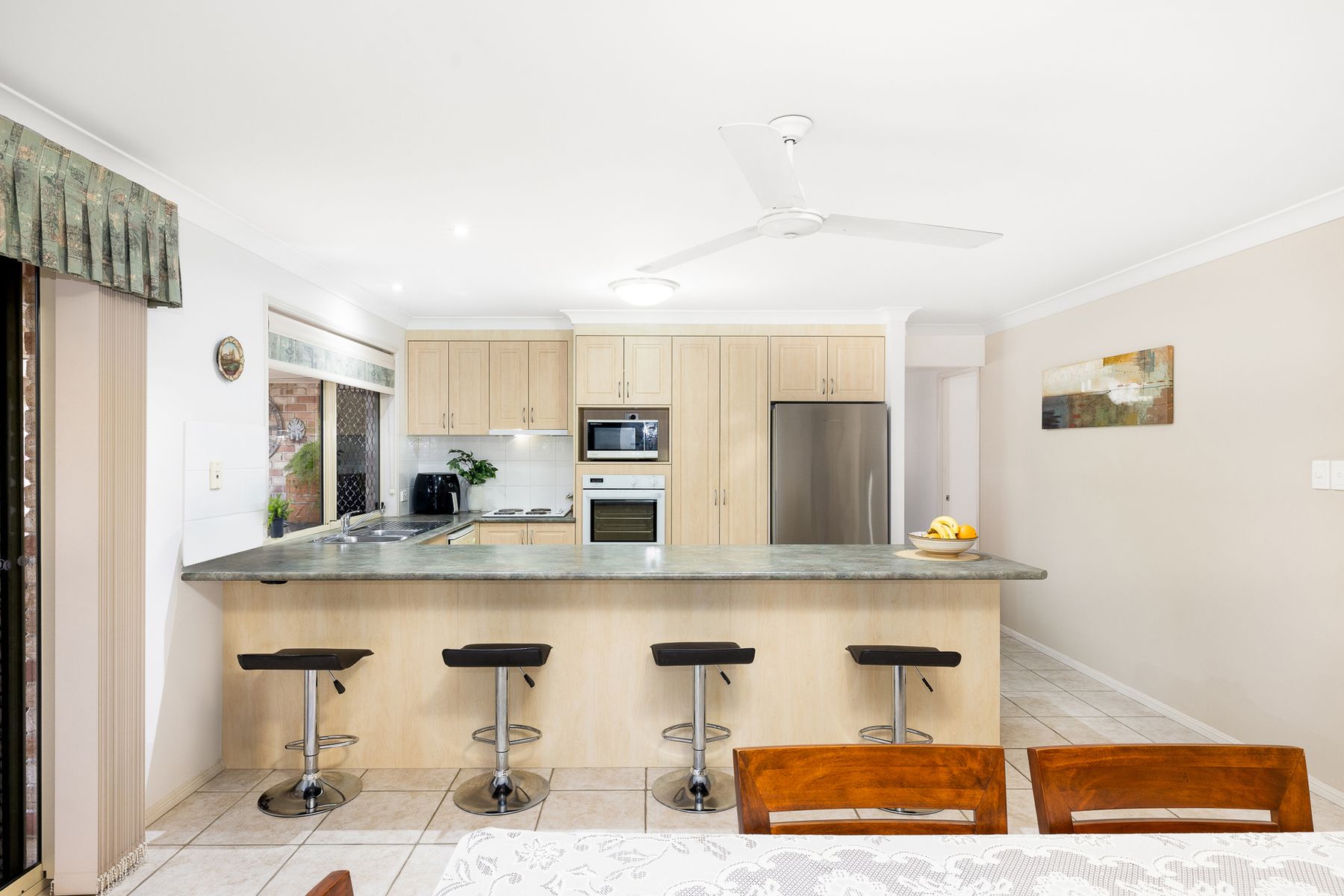 16-18 Quartz Close, Greenbank QLD 4124, Greenbank - Thumbnail 2