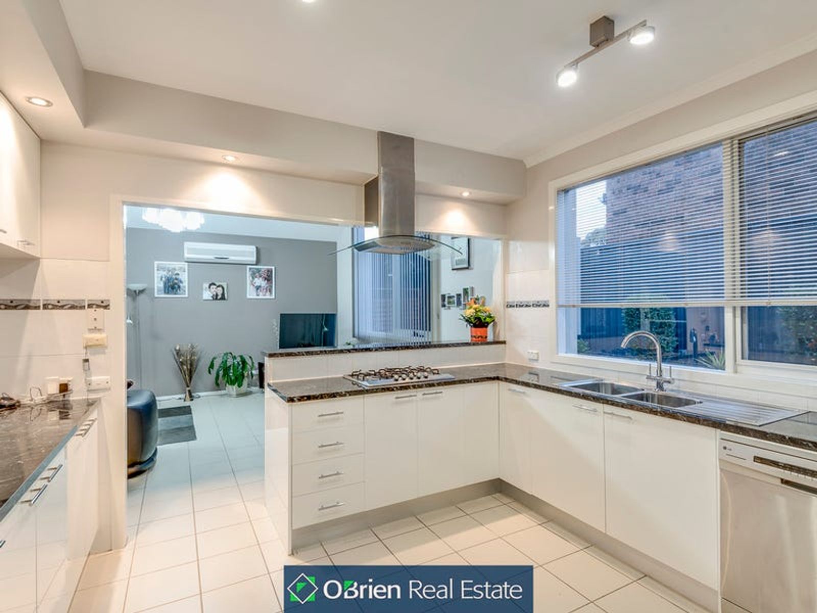 12 Rodeo Court, Endeavour Hills, VIC 3802, Endeavour Hills - Thumbnail 4