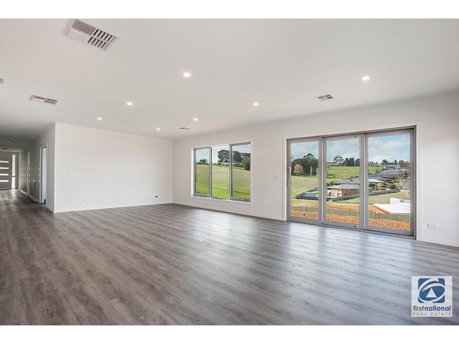 11 Jacaranda Court, Warragul, VIC 3820, Warragul - Thumbnail 2