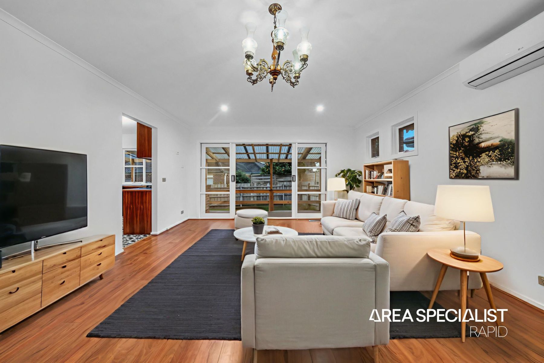 2 Henry Lawson Drive, Lynbrook, Lynbrook - Thumbnail 4