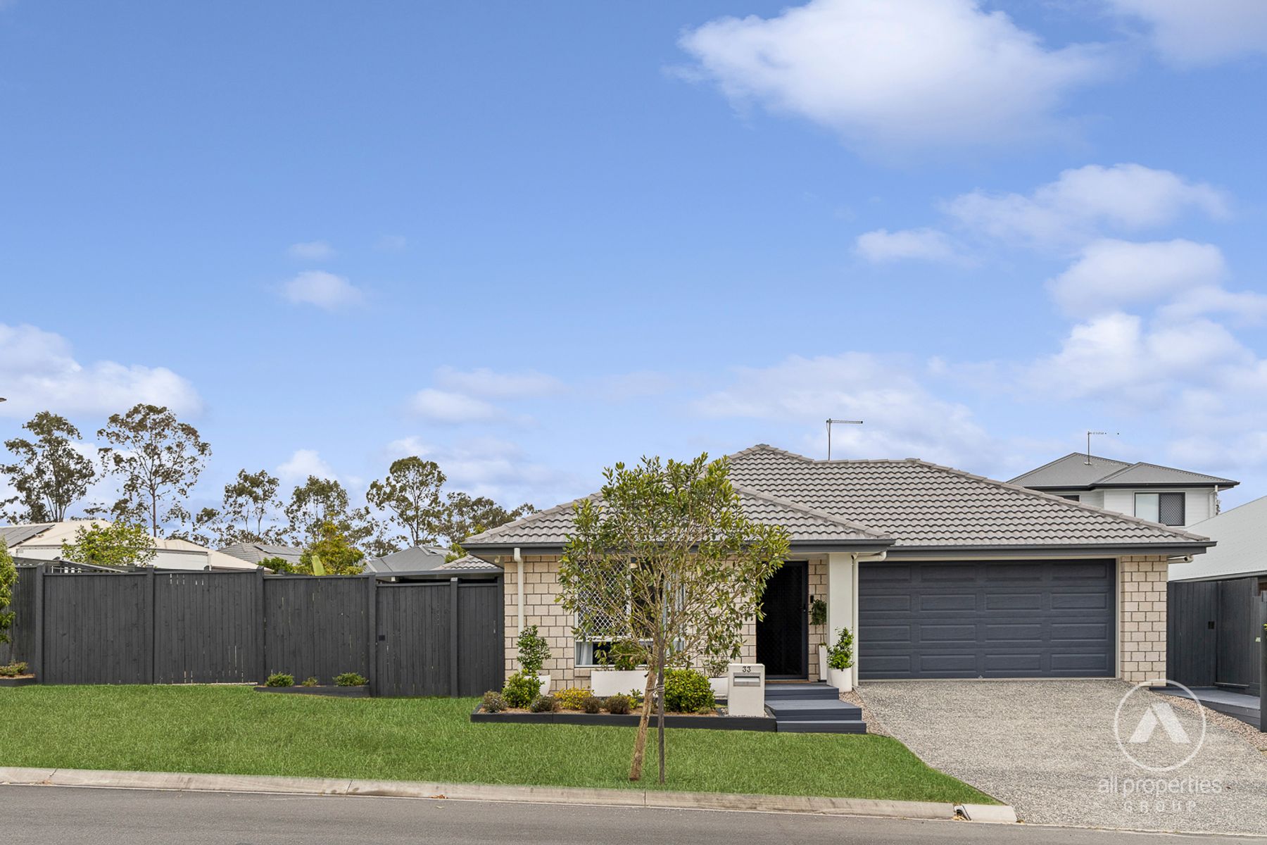 33 Elizabeth Drive, Flagstone QLD 4280, Flagstone - Thumbnail 2