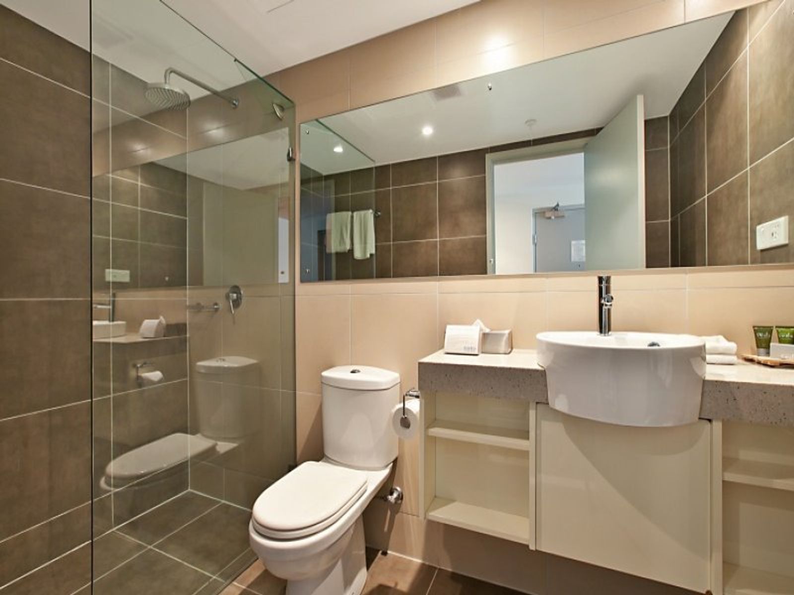 1004/43 Knuckey Street, Darwin City NT 0800, Darwin City - Thumbnail 3