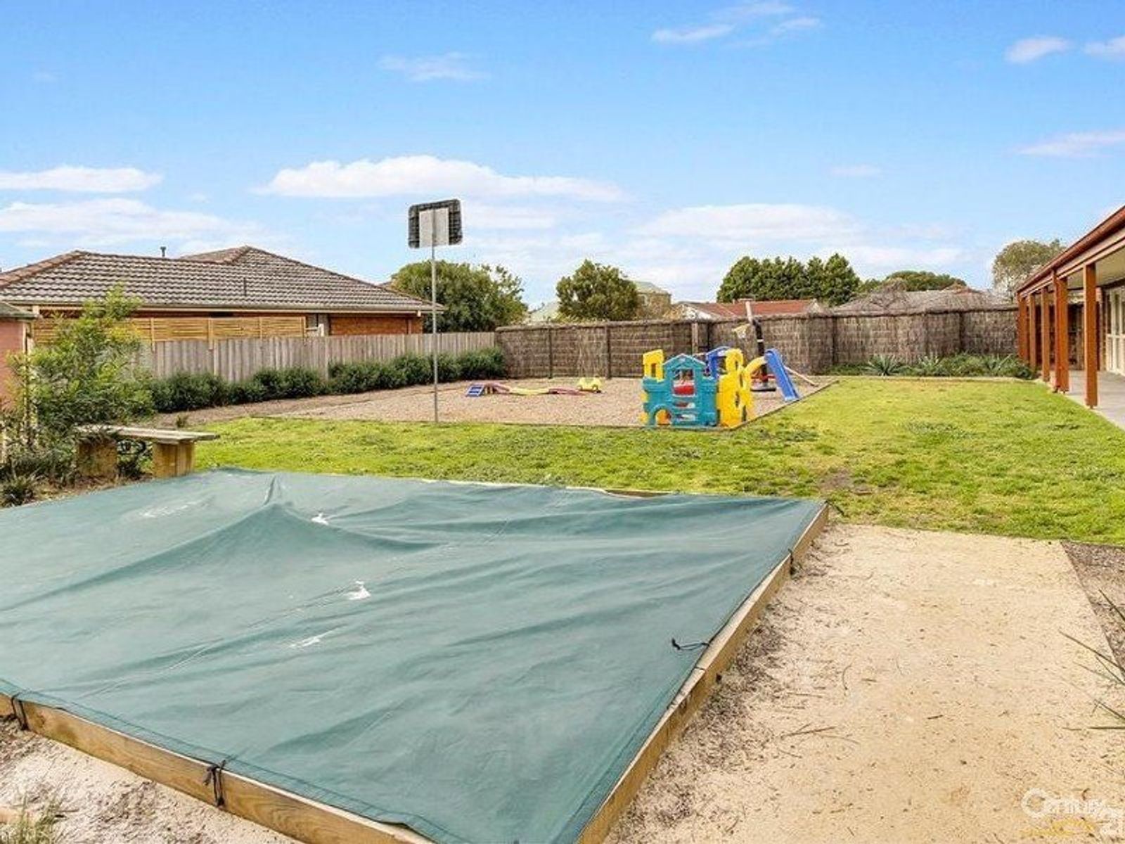 1 Scarborough Avenue, Cranbourne West, VIC 3977, Cranbourne West - Thumbnail 6