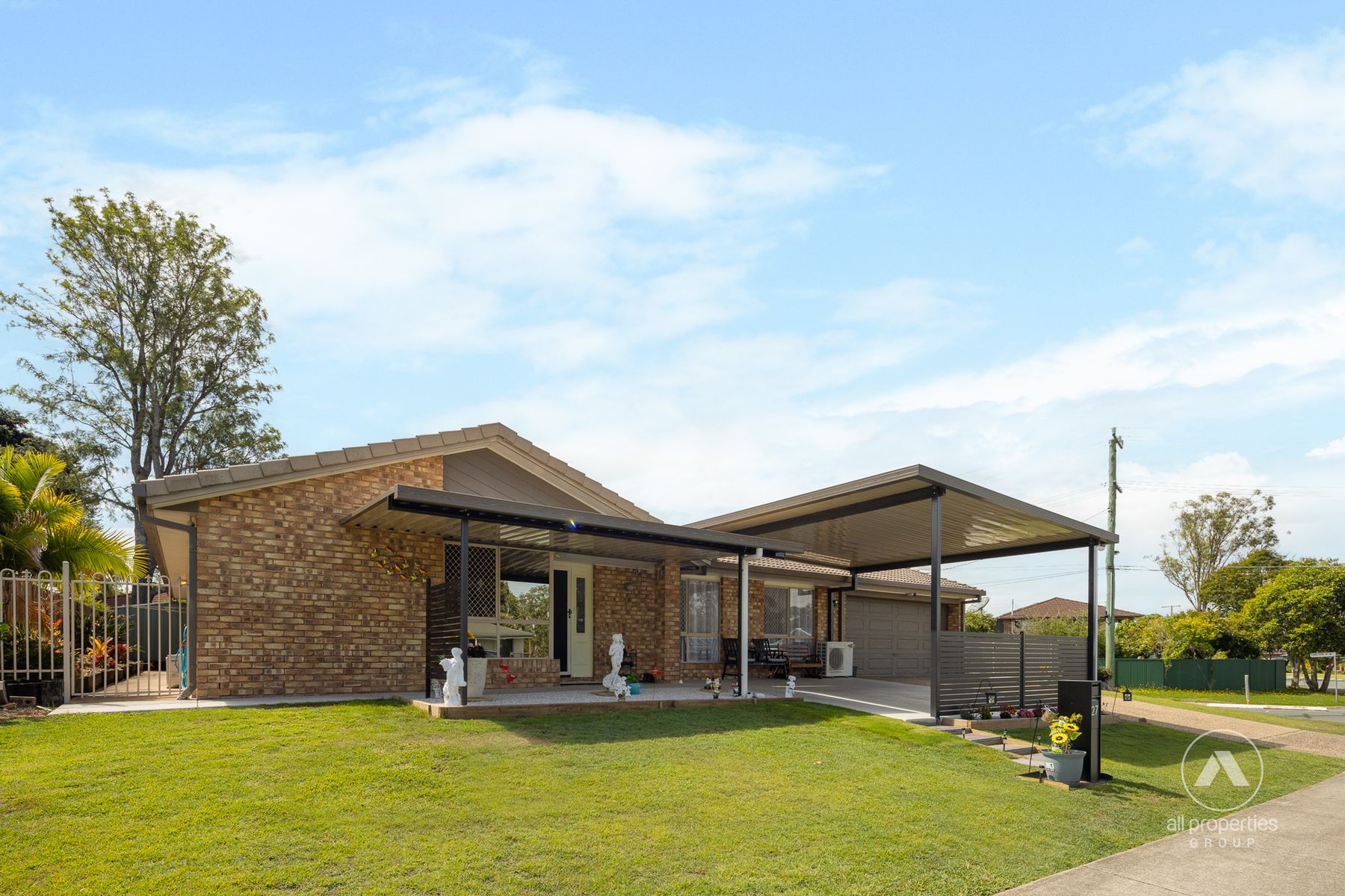 27 Robert Stanley Drive, Mount Warren Park QLD 4207, Mount Warren Park - Thumbnail 2