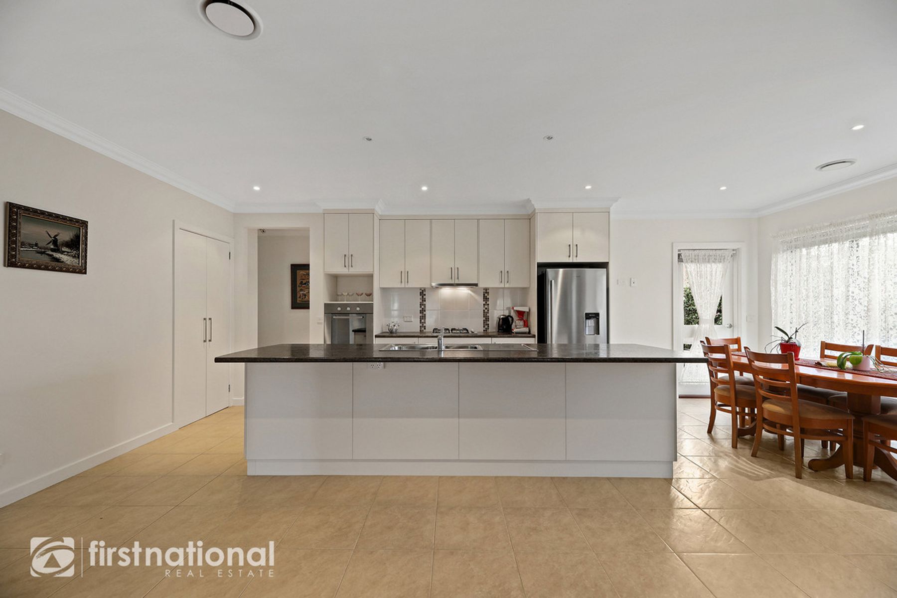 17 McMillan Drive, Warragul, VIC 3820, Warragul - Thumbnail 5