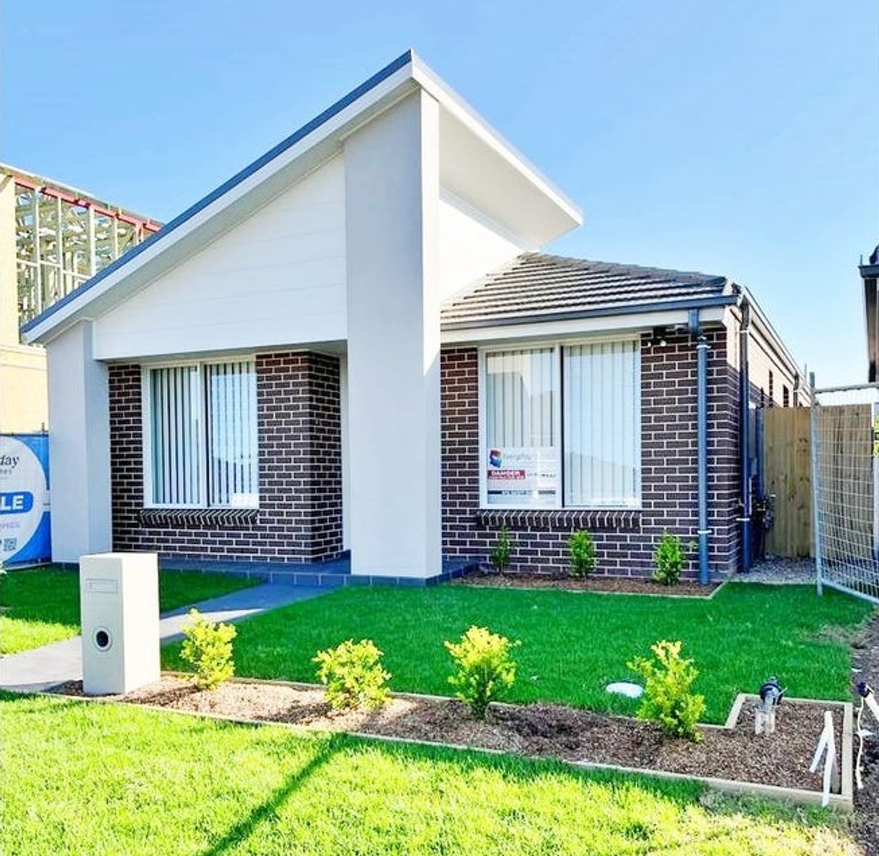 3 Beryl Street, Catherine Field NSW 2557, Catherine Field - Thumbnail 2