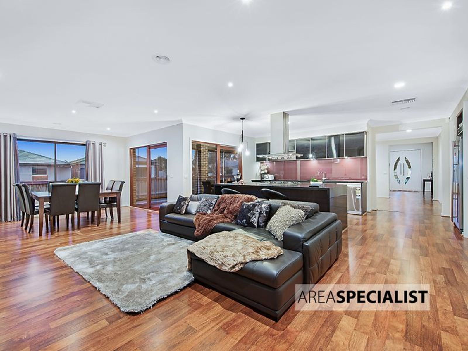 114 Brookwater Parade, Lyndhurst, VIC 3975, Lyndhurst - Thumbnail 4