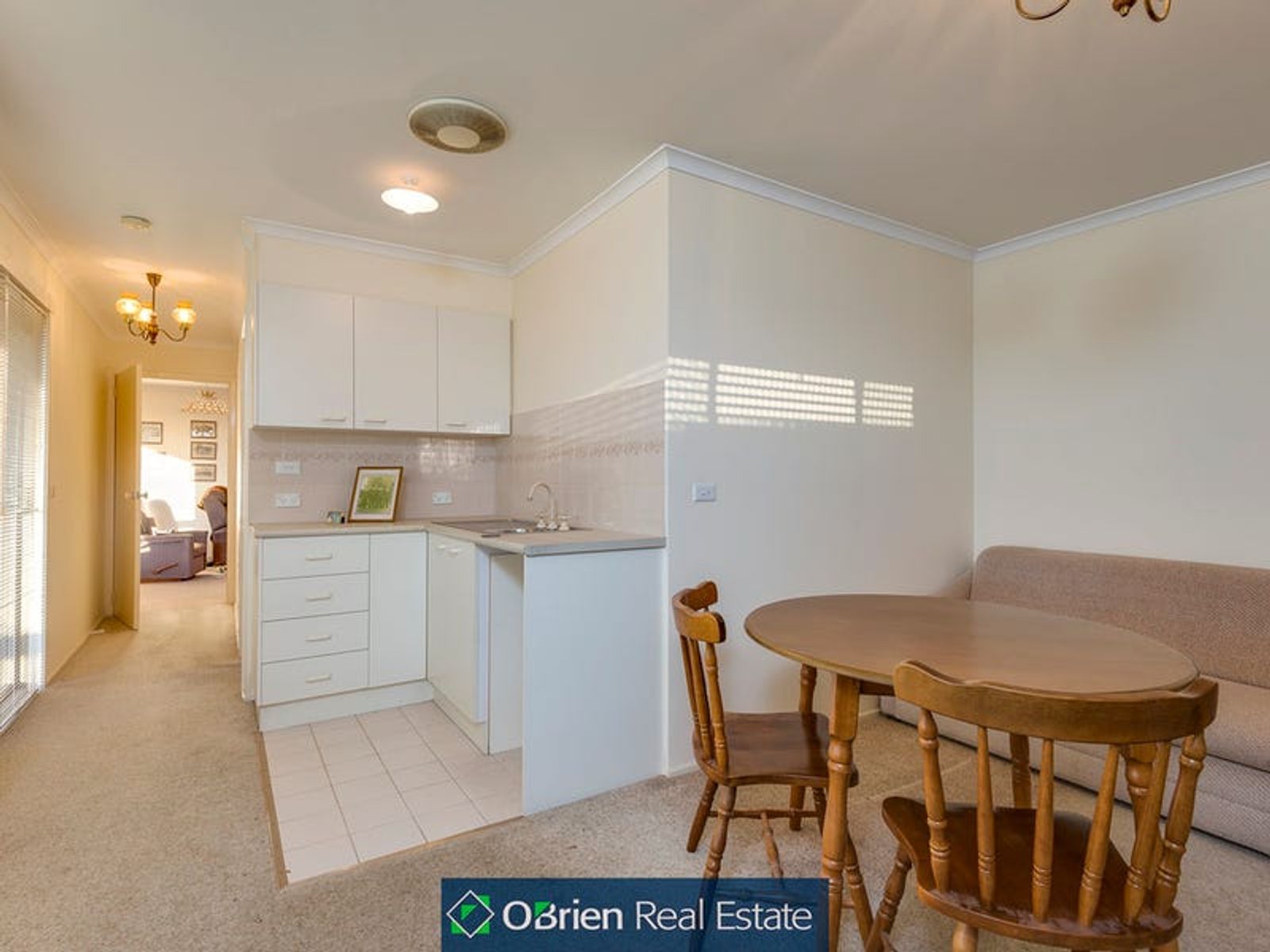 17 Monkhouse Drive, Endeavour Hills, VIC 3802, Endeavour Hills - Thumbnail 4
