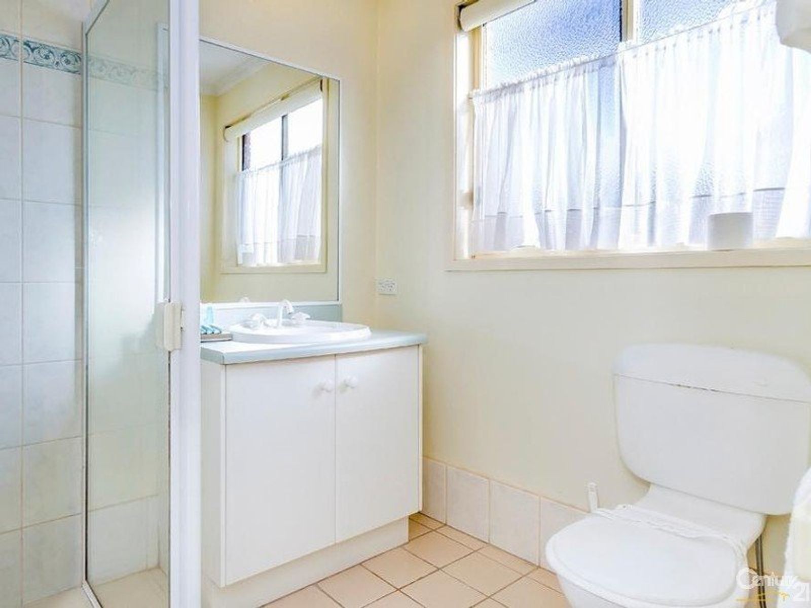 2/5 Ingram Avenue, Glen Waverley, VIC 3150, Glen Waverley - Thumbnail 7