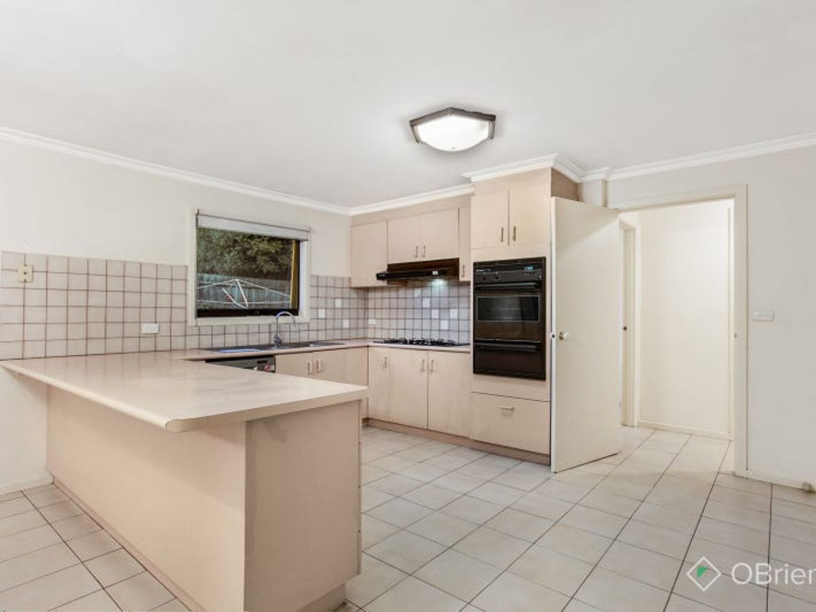 125 David Collins Drive, Endeavour Hills, VIC 3802, Endeavour Hills - Thumbnail 3