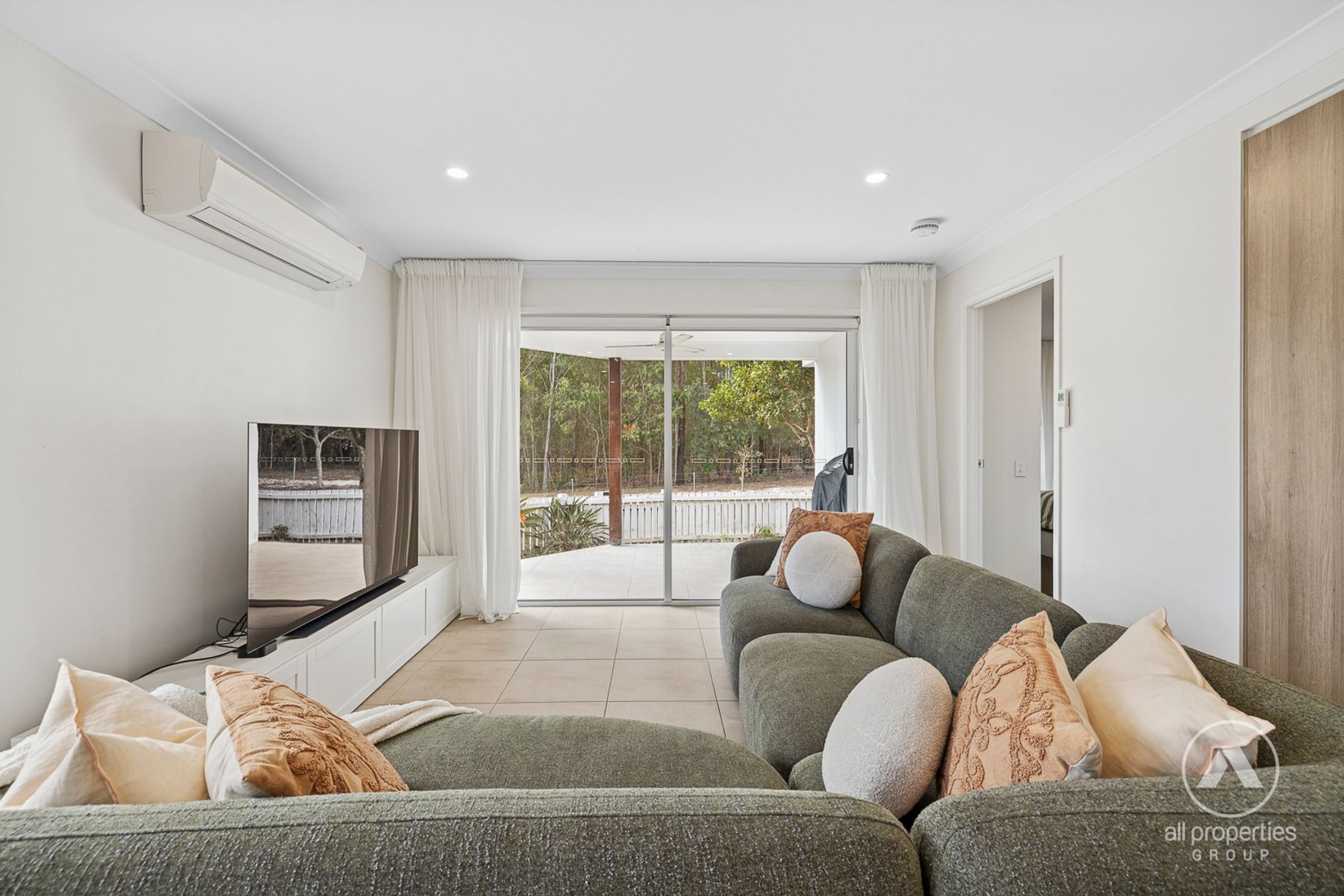 28 Colville Street, Greenbank QLD 4124, Greenbank - Thumbnail 7