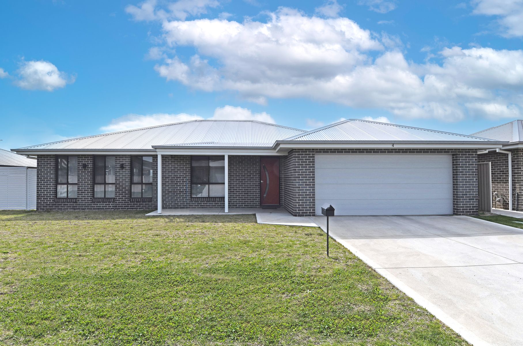 4 Poole Street, Eglinton NSW 2795