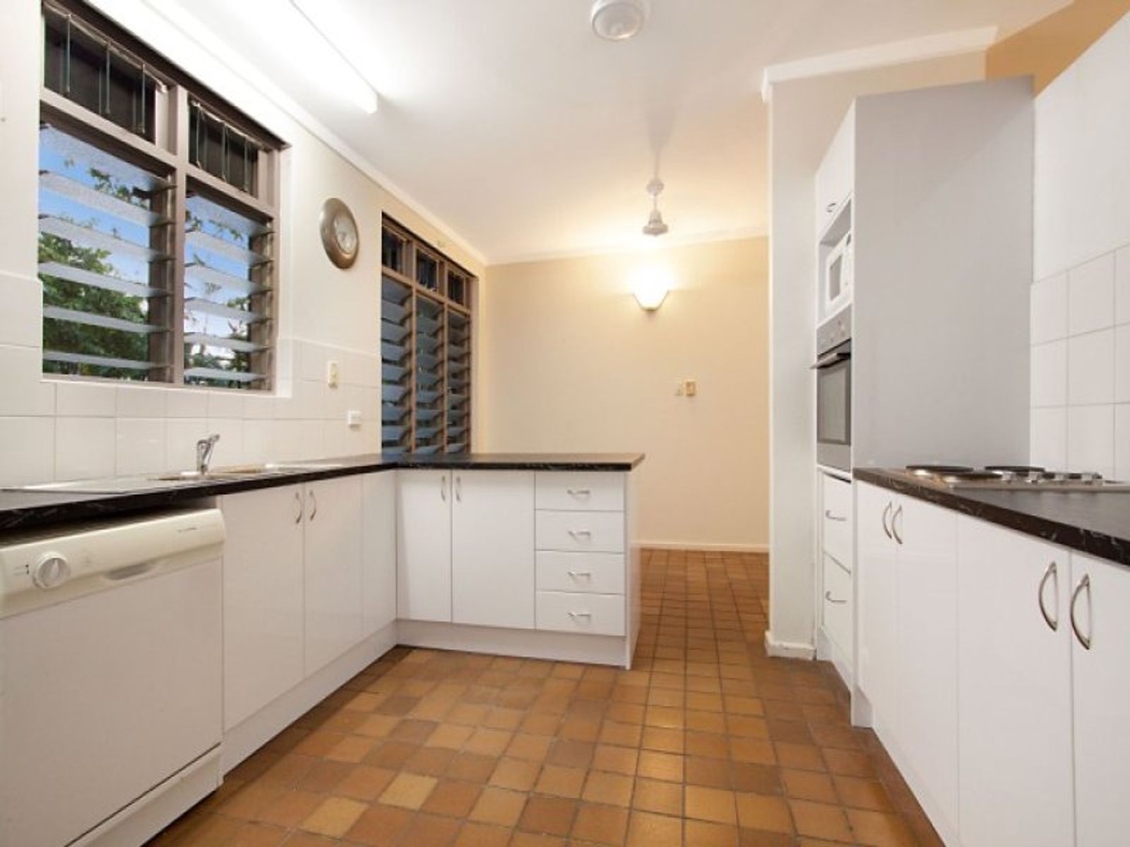 7 Nemarluk Court, Ludmilla NT 0820, Ludmilla - Thumbnail 8