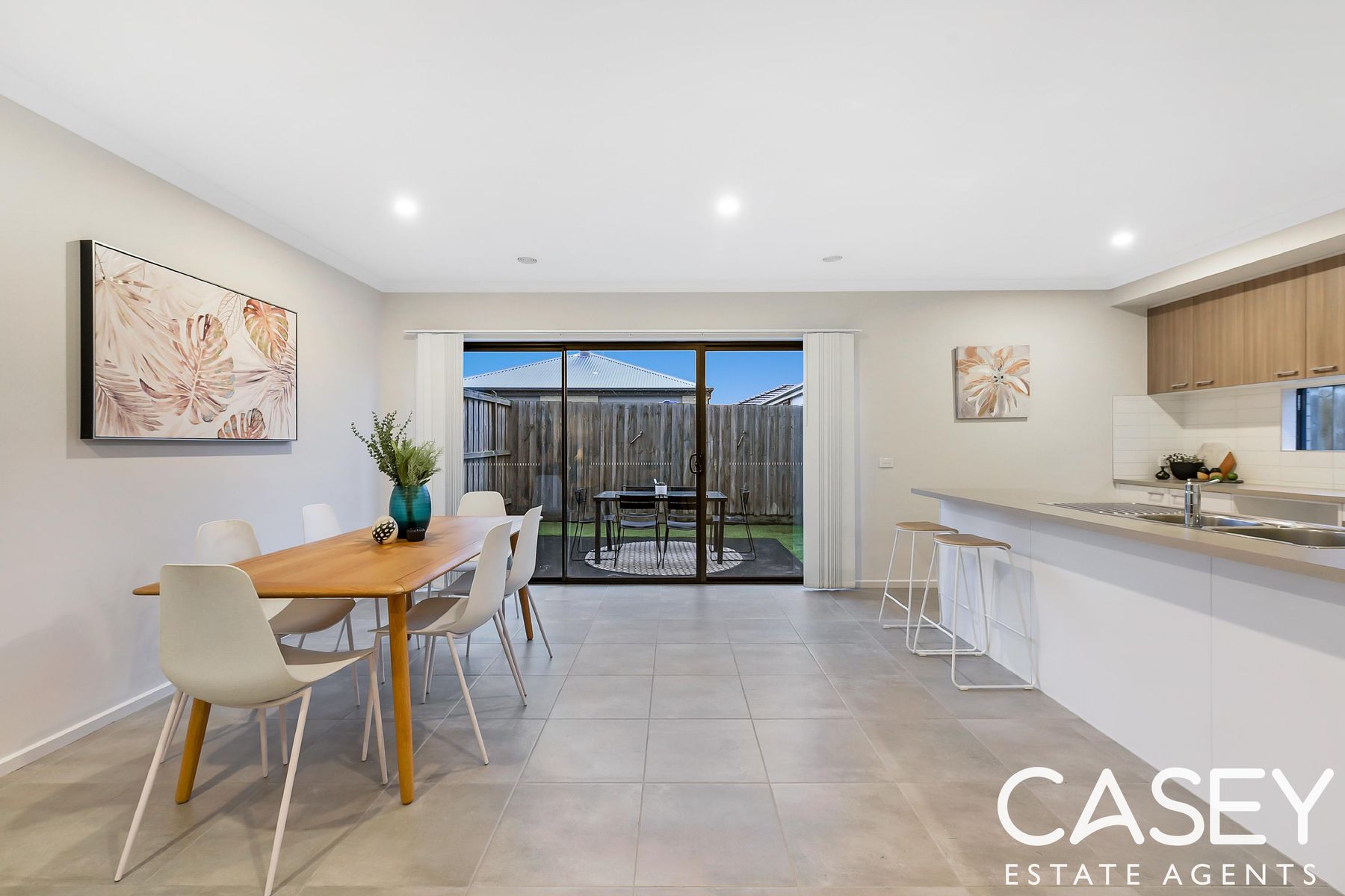 16 Portrait Place, Clyde North - Thumbnail 8
