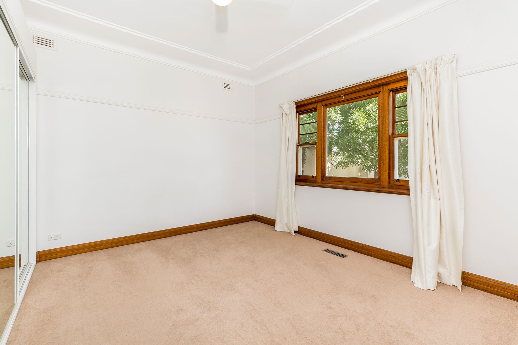 6 Patrick Street, Kennington VIC 3550, Kennington - Thumbnail 5