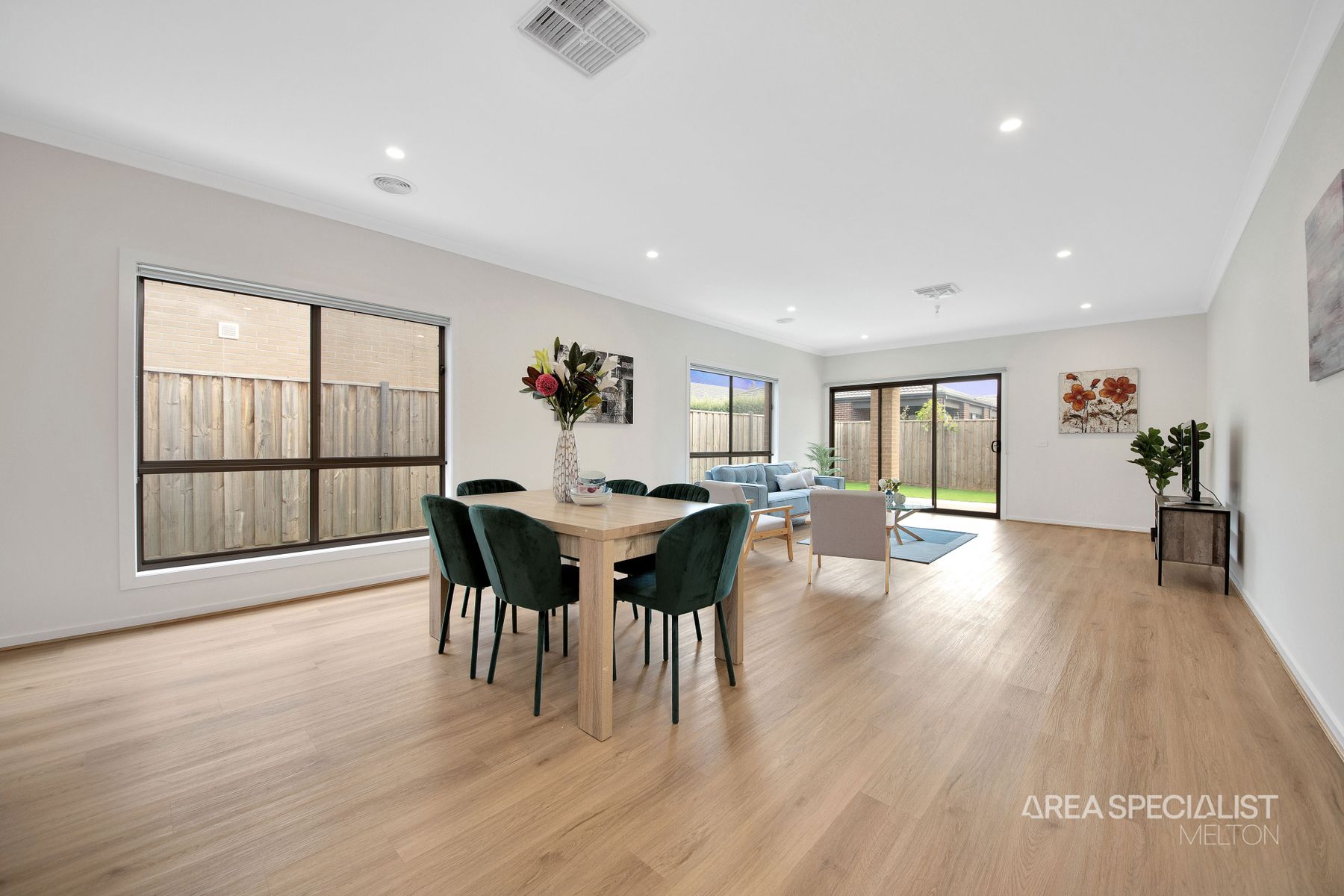 11 Ainsley Road, Thornhill Park, VIC 3335, Thornhill Park - Thumbnail 7