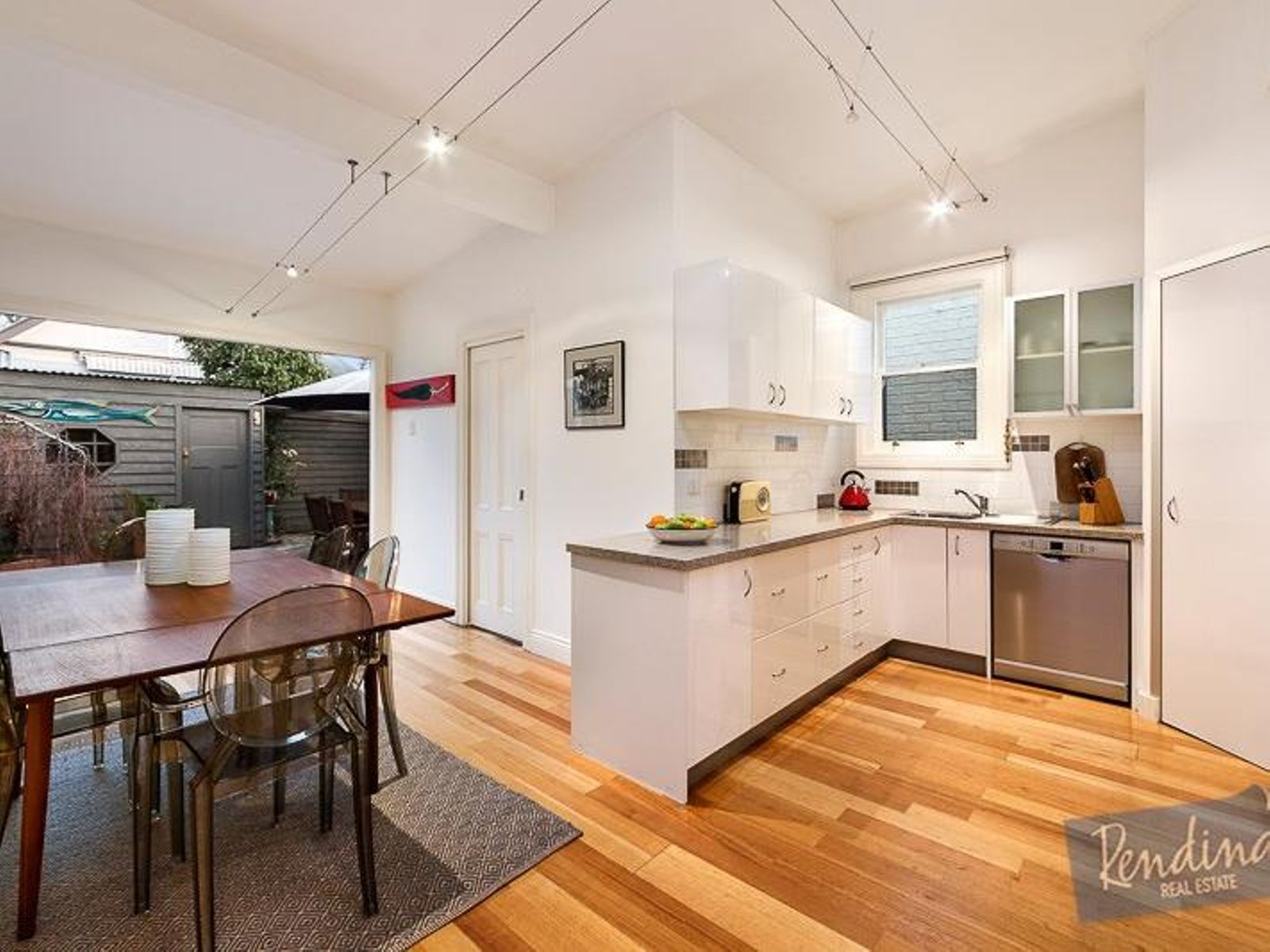 35 Henry, Kensington - Thumbnail 2