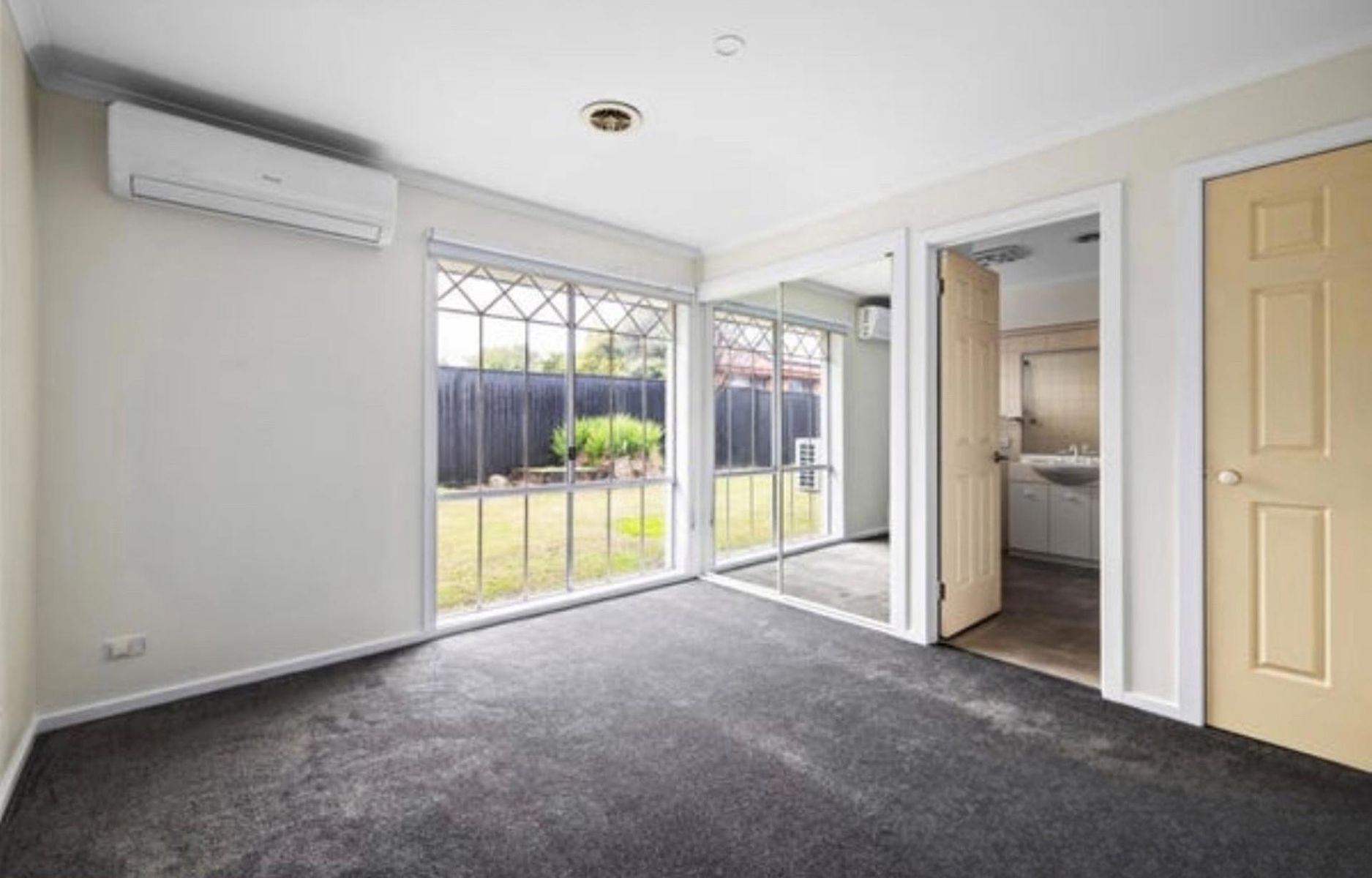 26 Harvey  Court, Roxburgh Park VIC 3064, Roxburgh Park - Thumbnail 6