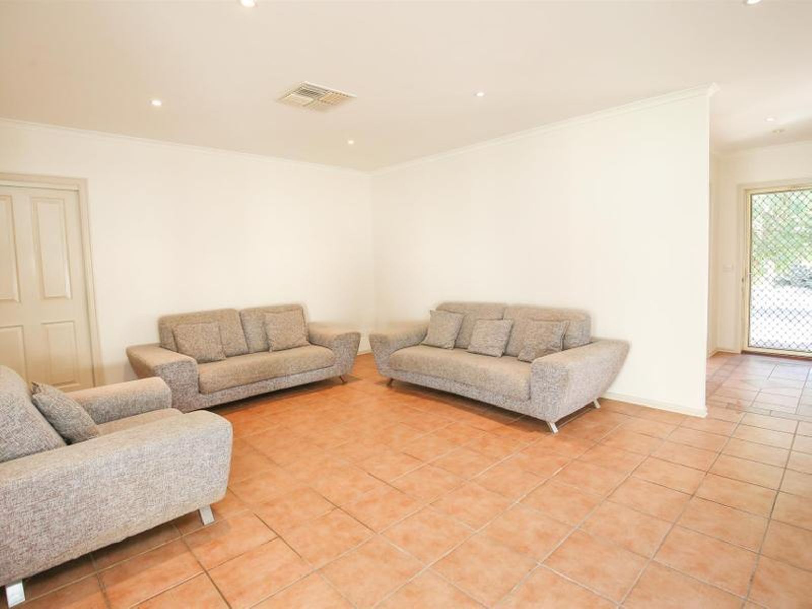 7 Ularara Drive, Mildura - Thumbnail 3