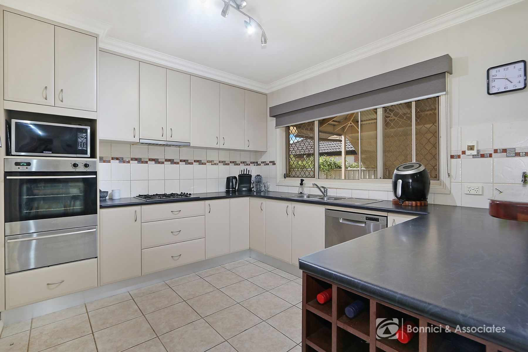 22 Willoughby Avenue, West Wodonga VIC 3690, West Wodonga - Thumbnail 6