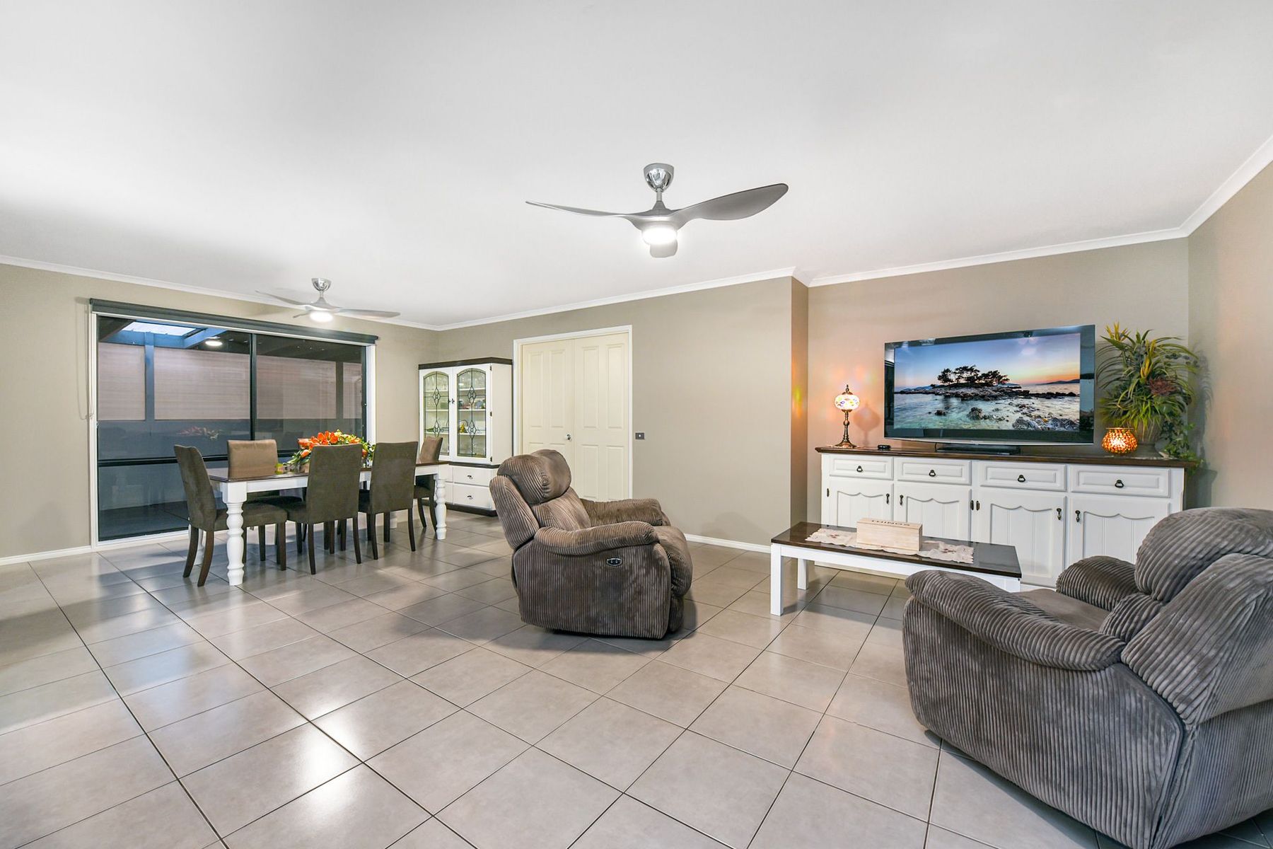 18 Broadstone Way, Cranbourne - Thumbnail 7
