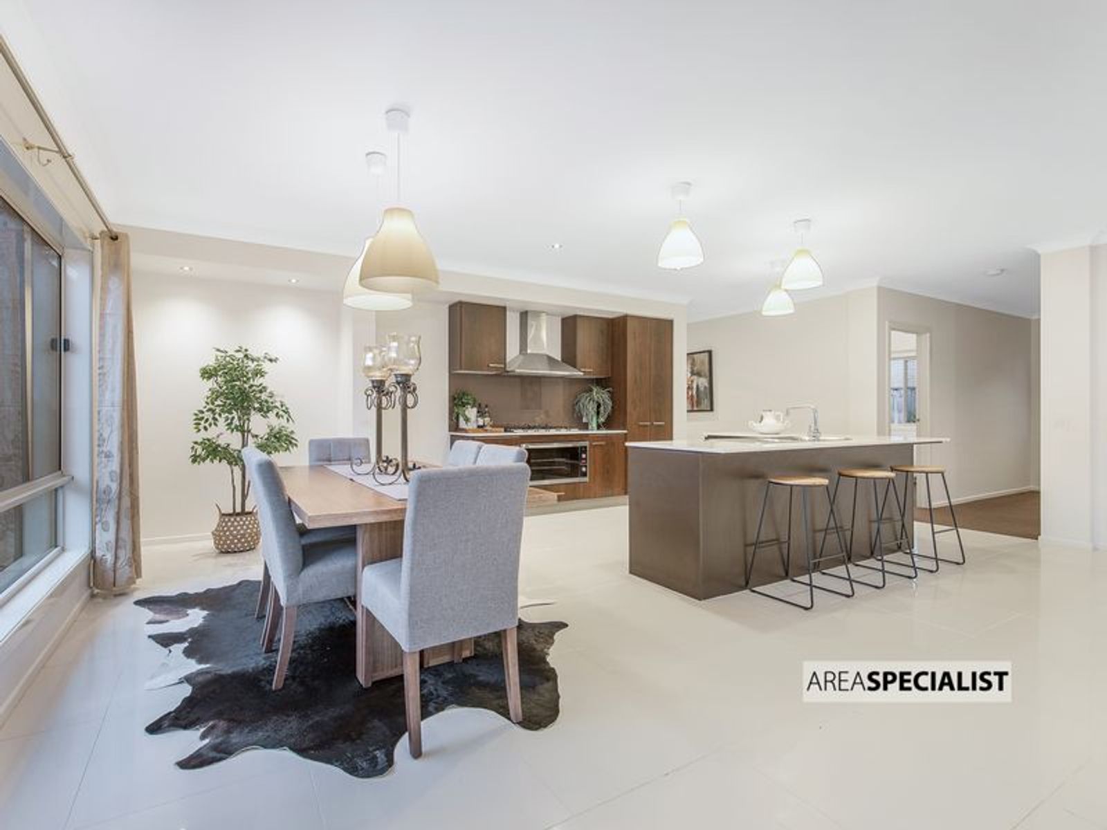 8 Vanessa Cct, Pakenham, VIC 3810, Pakenham - Thumbnail 4