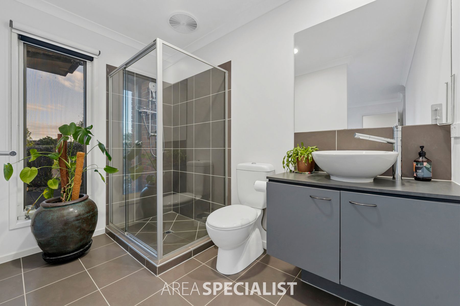 2 Finn Place, Lyndhurst, VIC 3975, Lyndhurst - Thumbnail 4