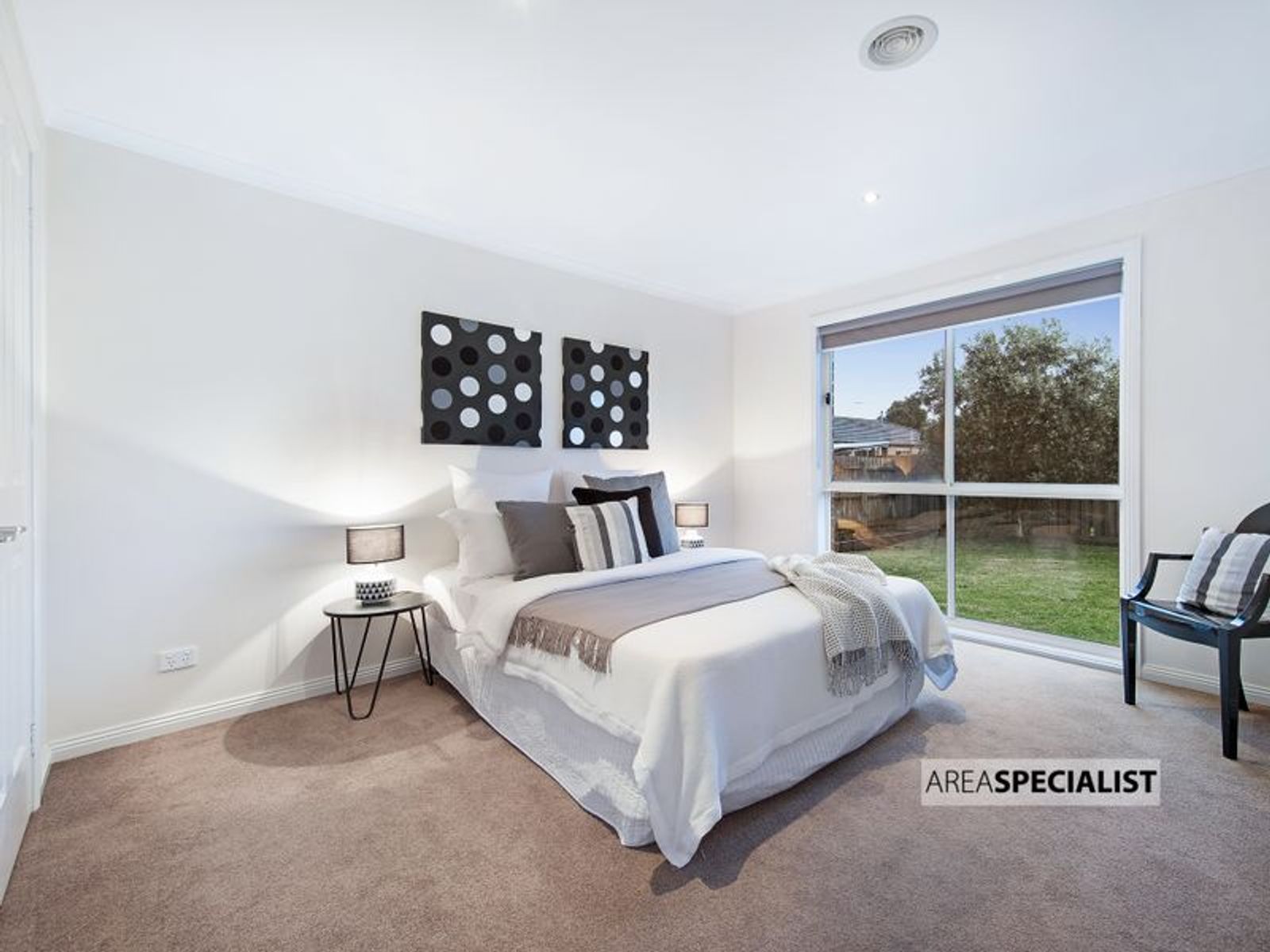 40 Ebony Street, Cranbourne, VIC 3977, Cranbourne - Thumbnail 3
