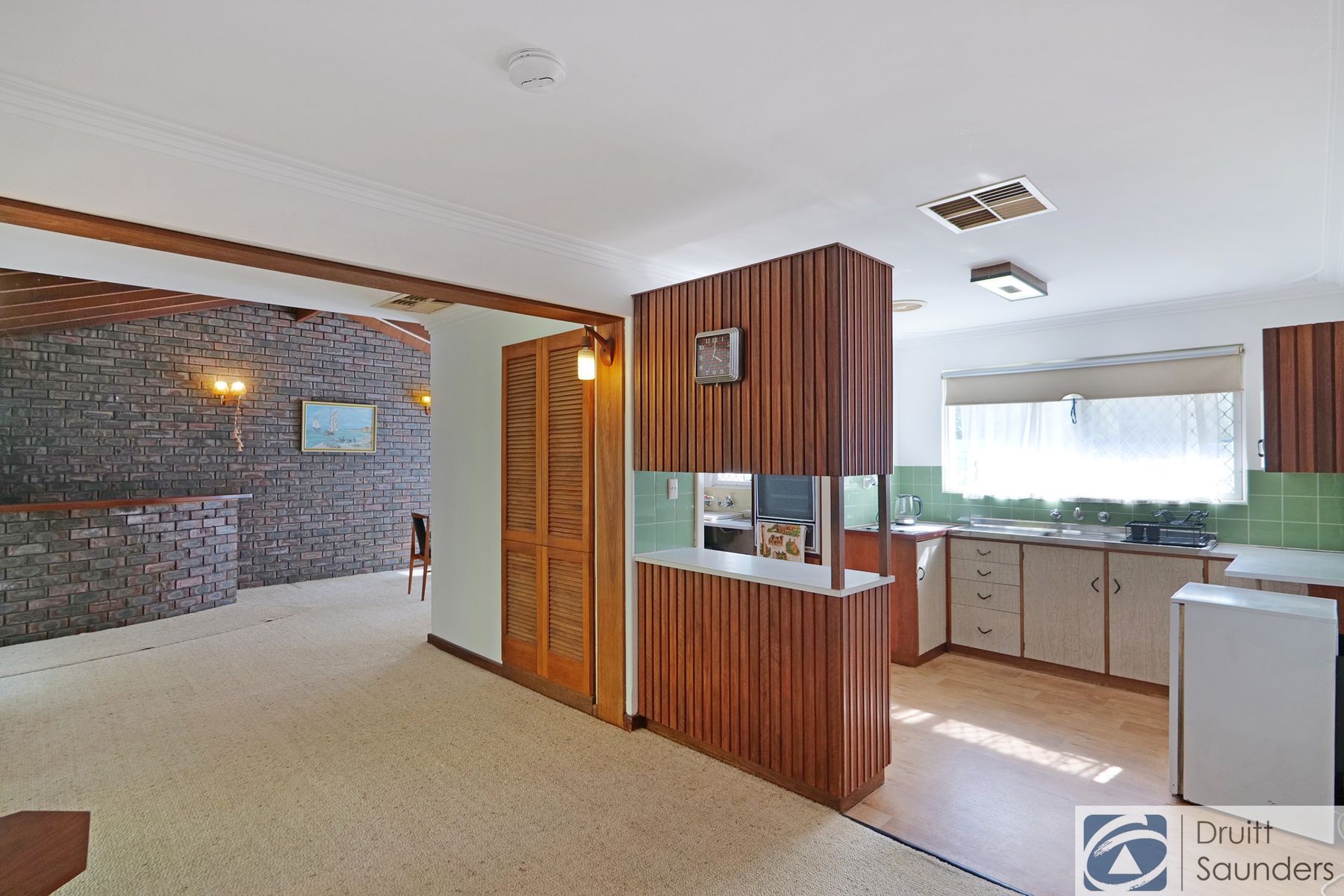 42 Castle Road, Woodlands WA 6018, Woodlands - Thumbnail 6
