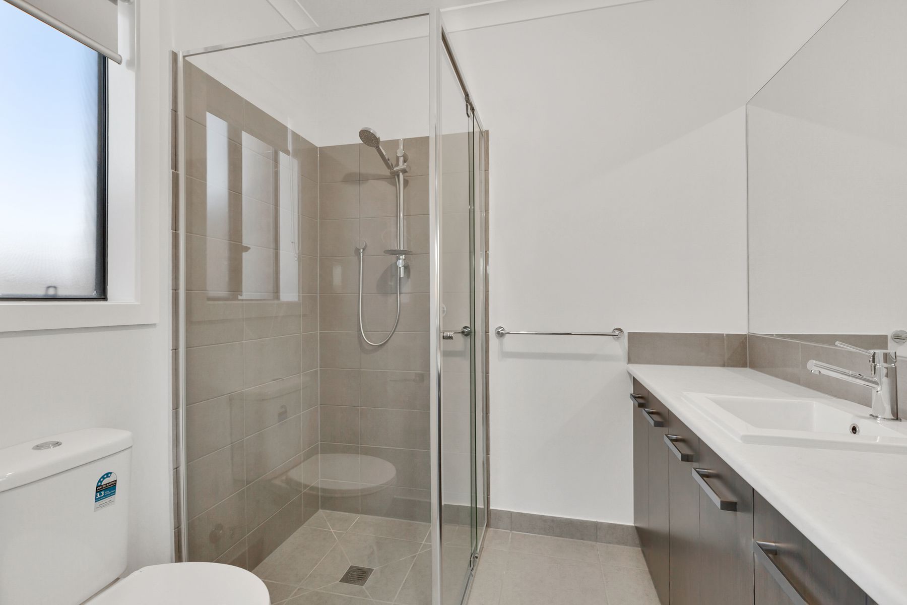 161 Thoroughbred Drive, Clyde North, VIC 3978, Clyde North - Thumbnail 5