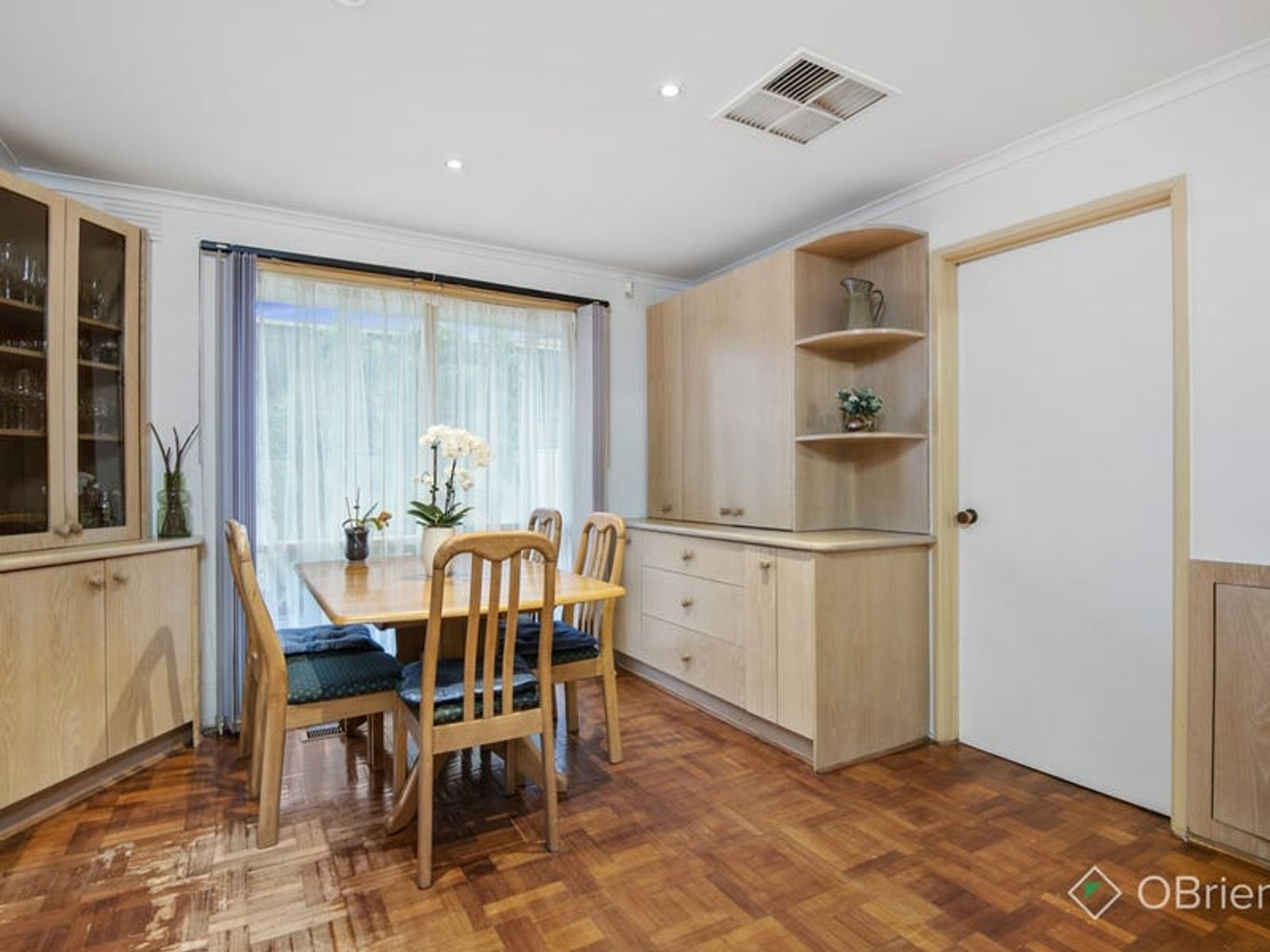 10 Reed Court, Endeavour Hills, VIC 3802, Endeavour Hills - Thumbnail 4